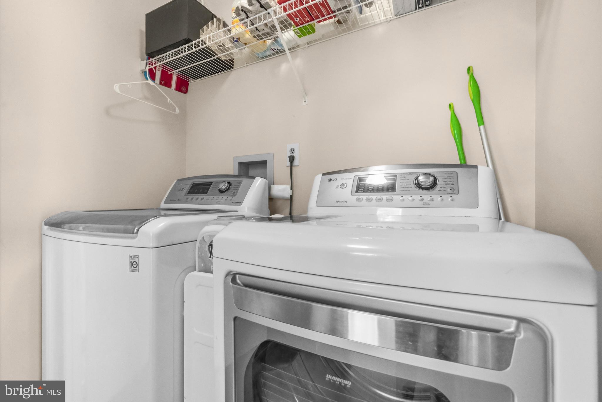 WOODMORE - Residential