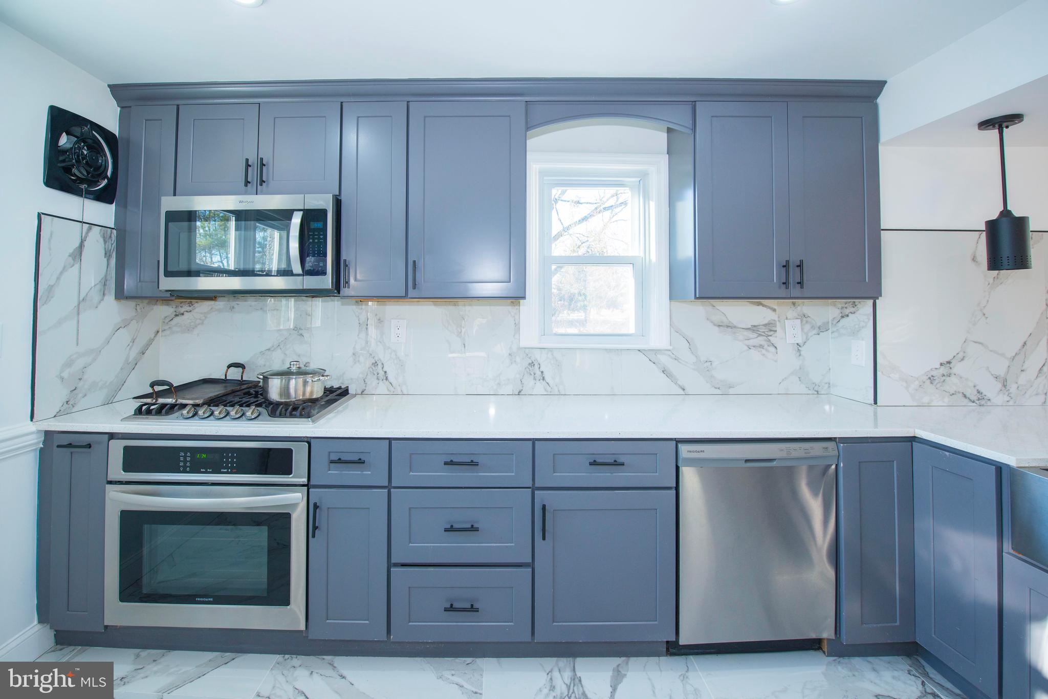 WHITE MARSH - Residential