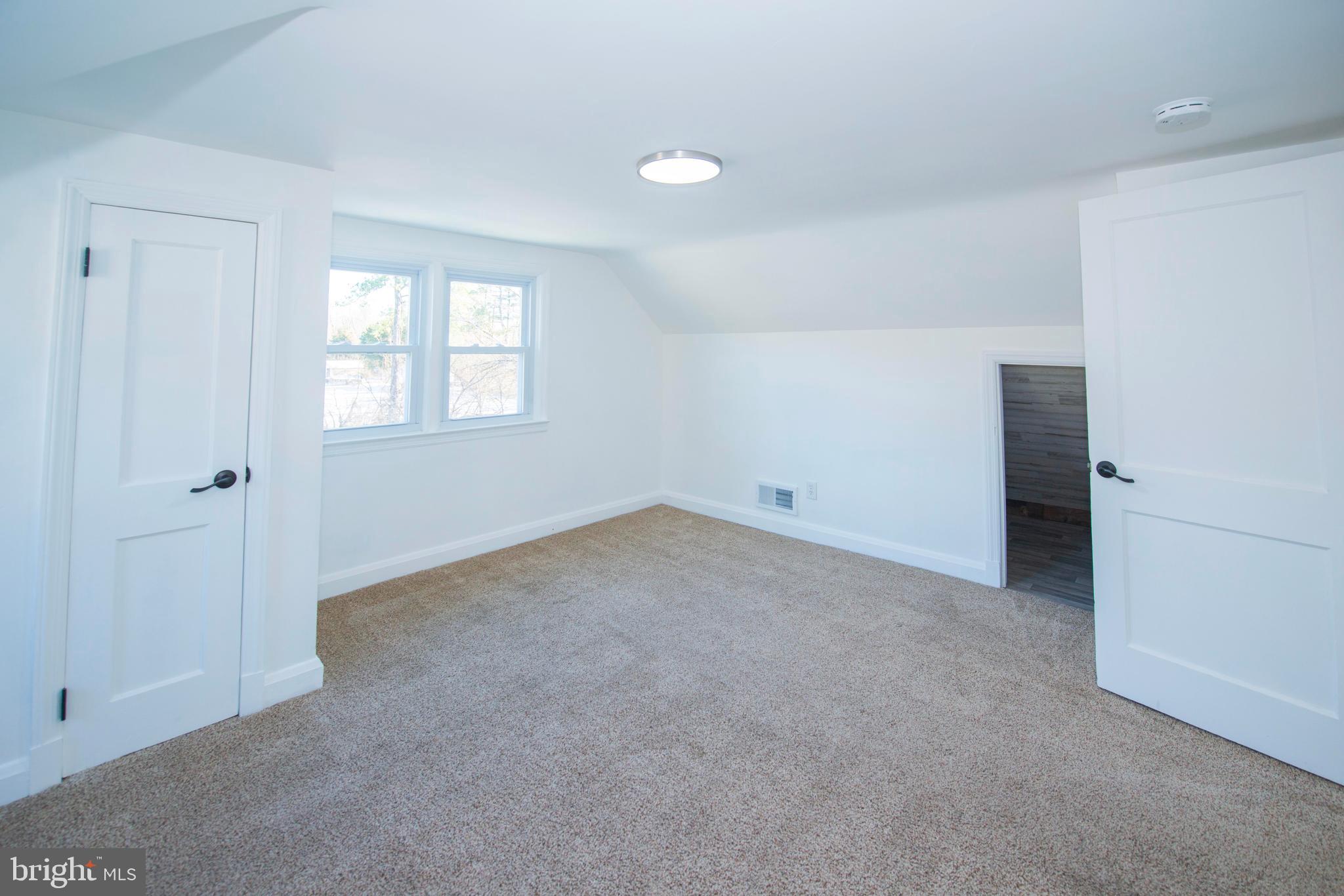 WHITE MARSH - Residential