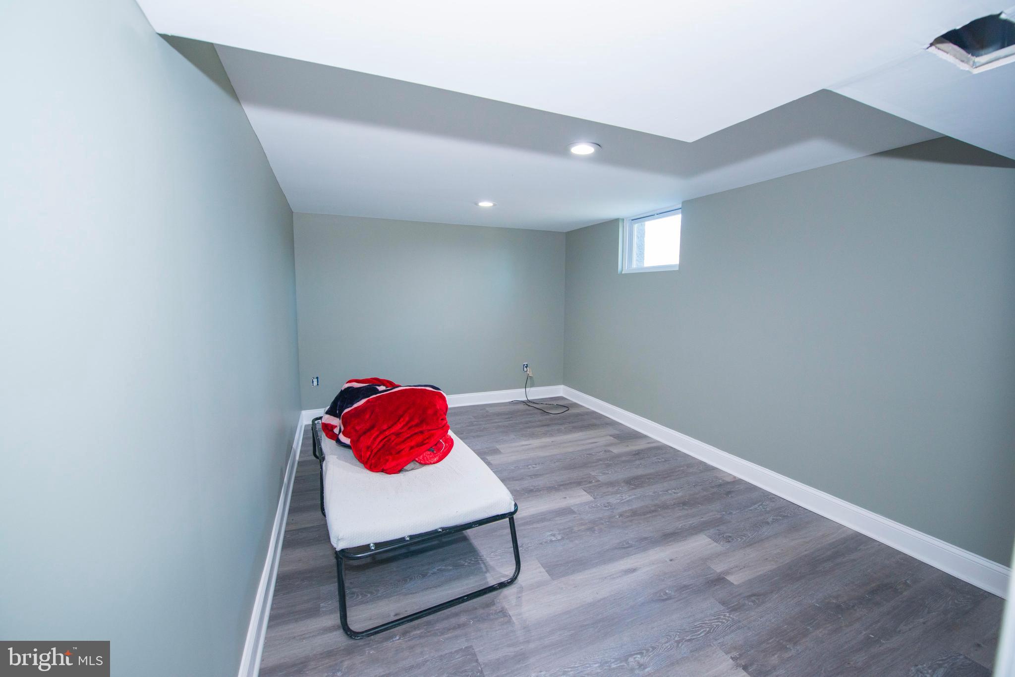 WHITE MARSH - Residential