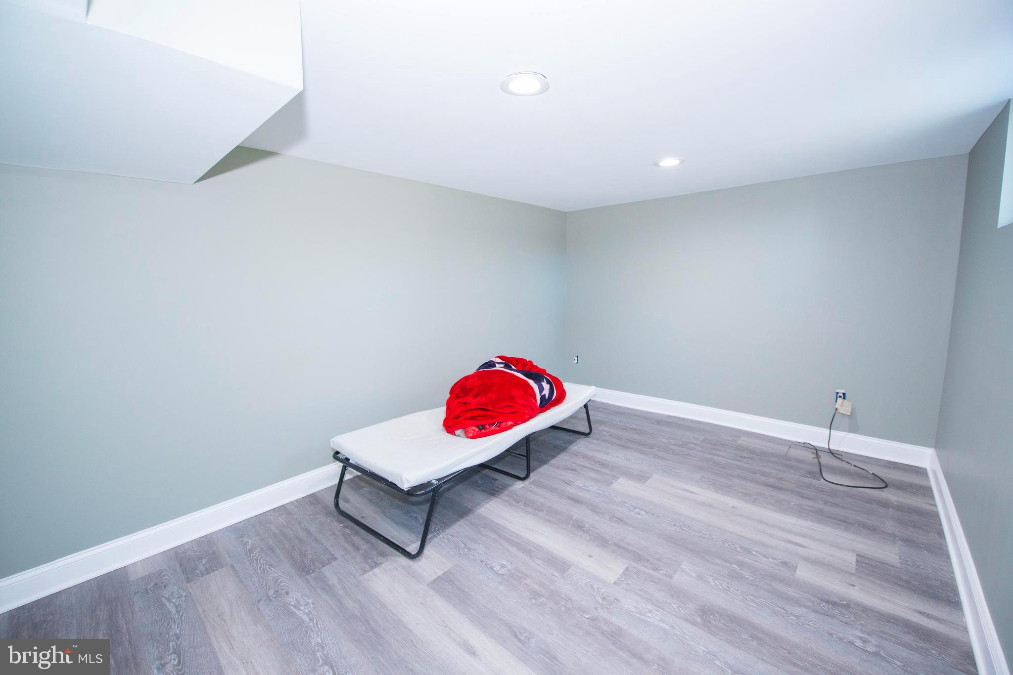 WHITE MARSH - Residential