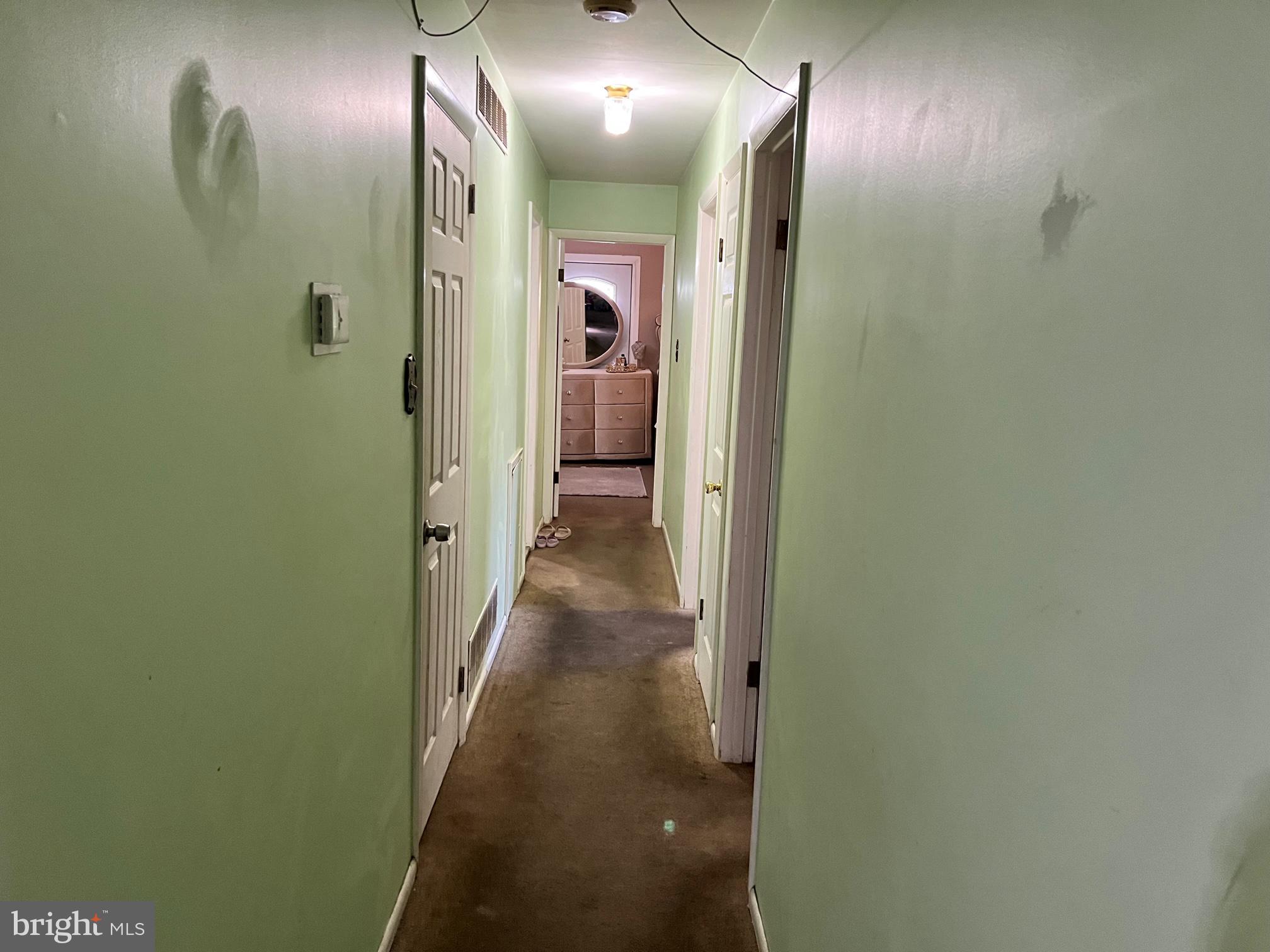 HOLME CIRCLE - Residential