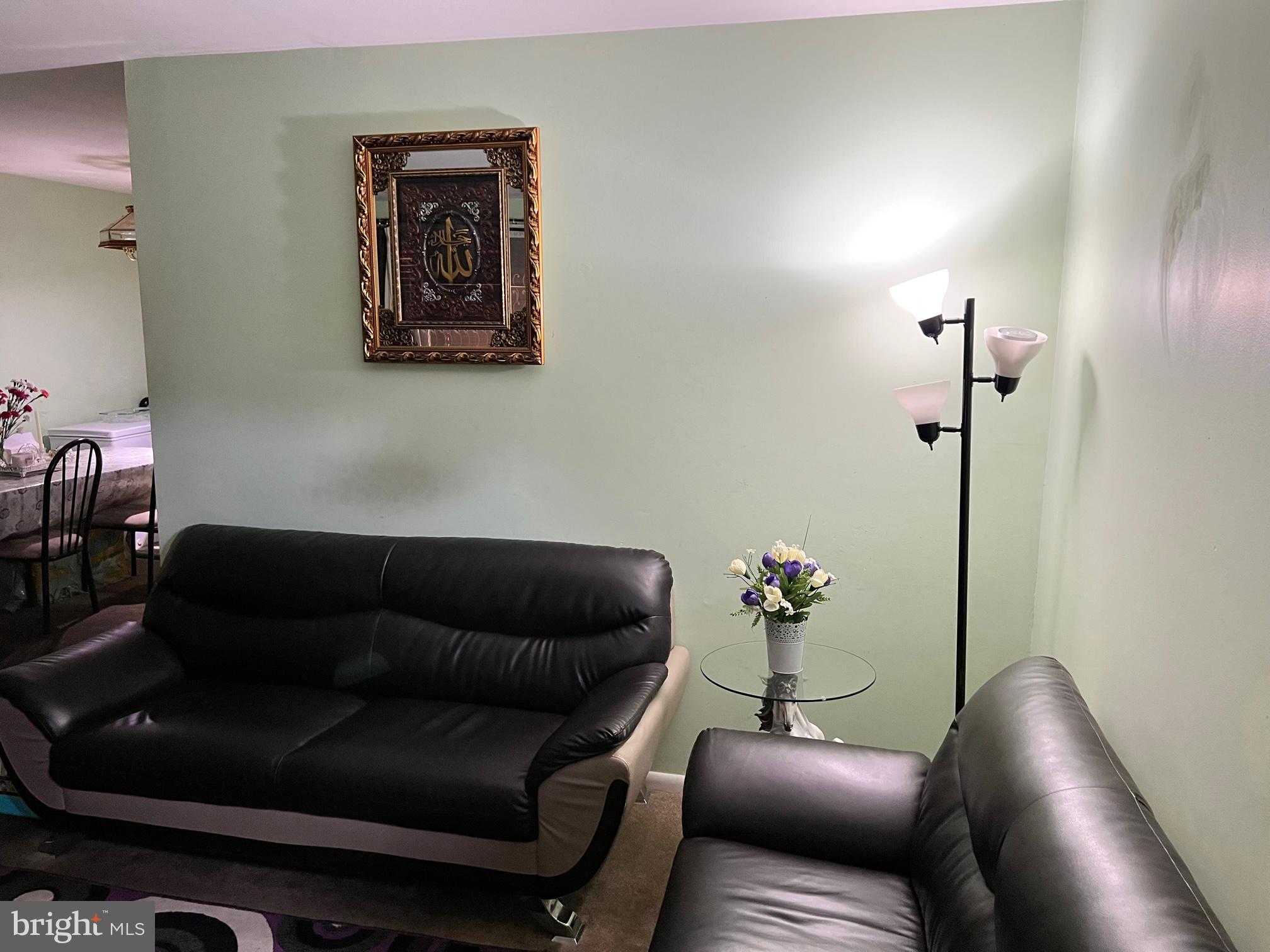HOLME CIRCLE - Residential