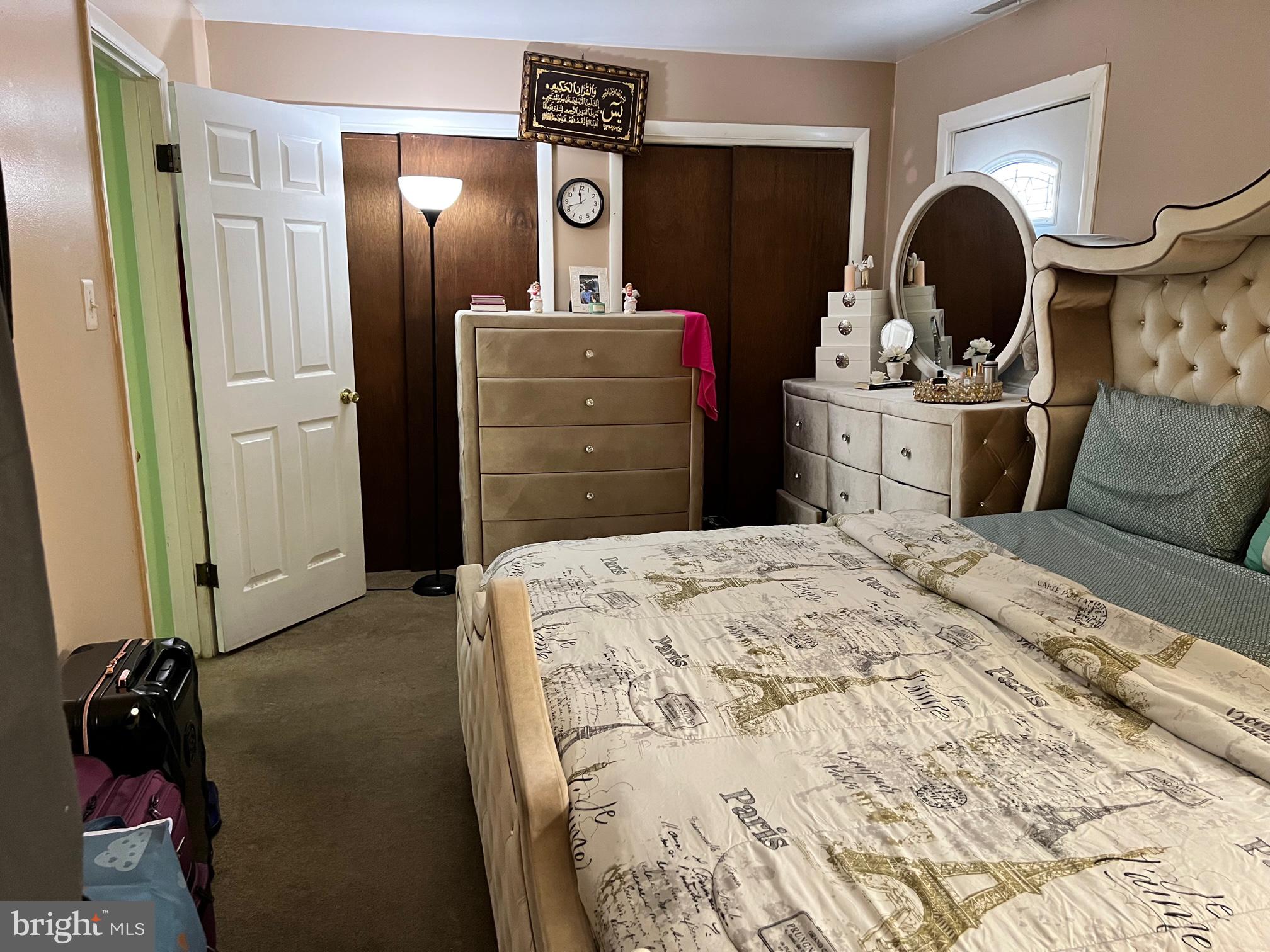 HOLME CIRCLE - Residential