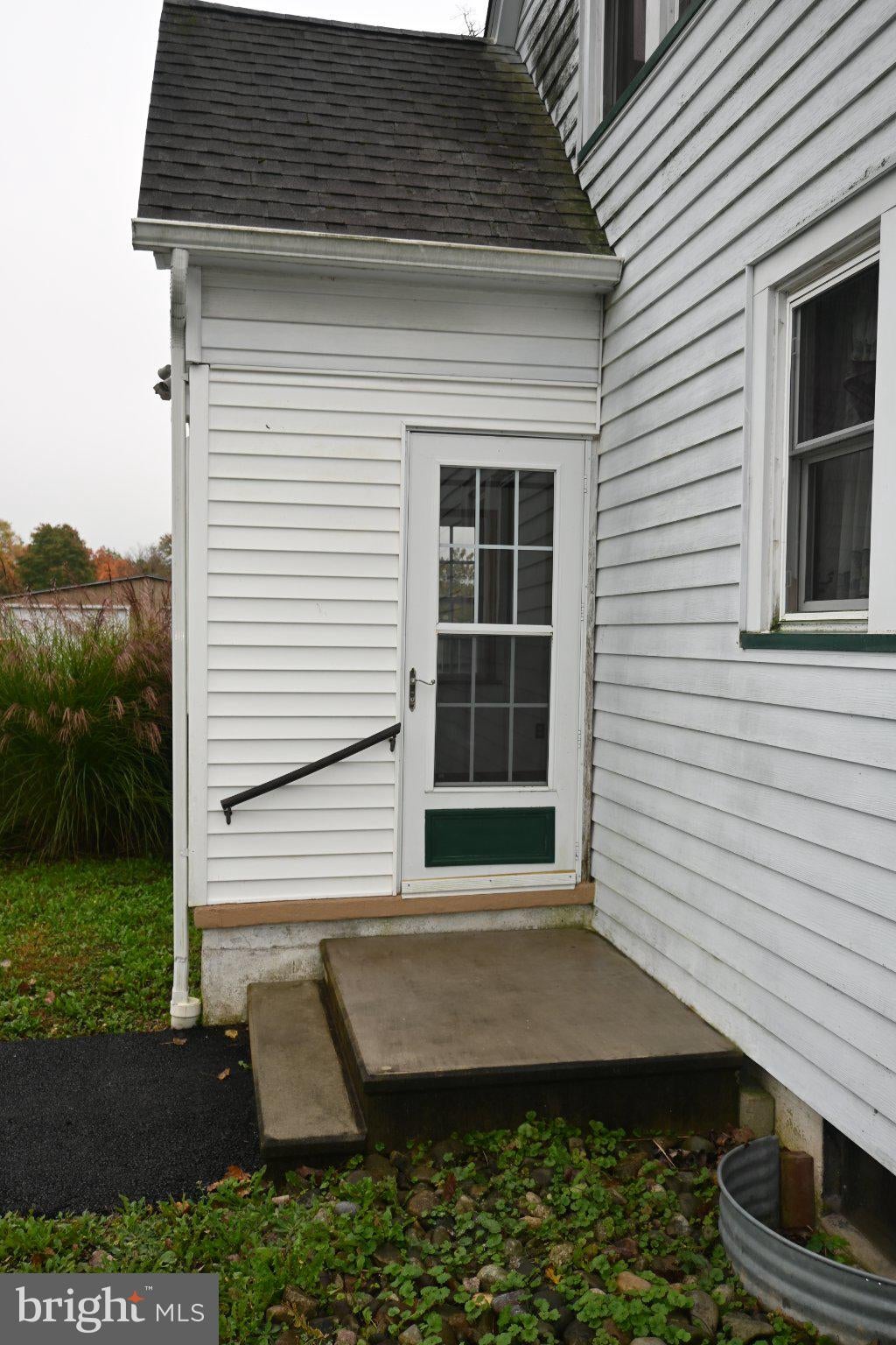 2534 CHURCH LANE