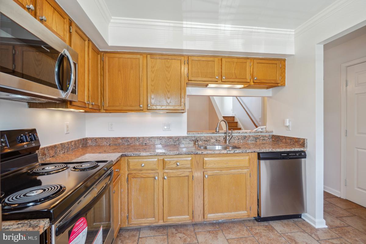 TYLER GARDENS - Residential Lease