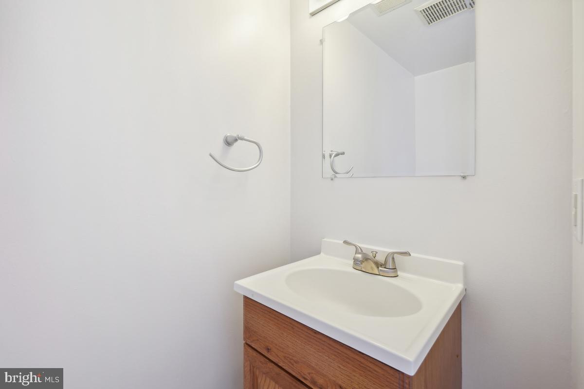 TYLER GARDENS - Residential Lease