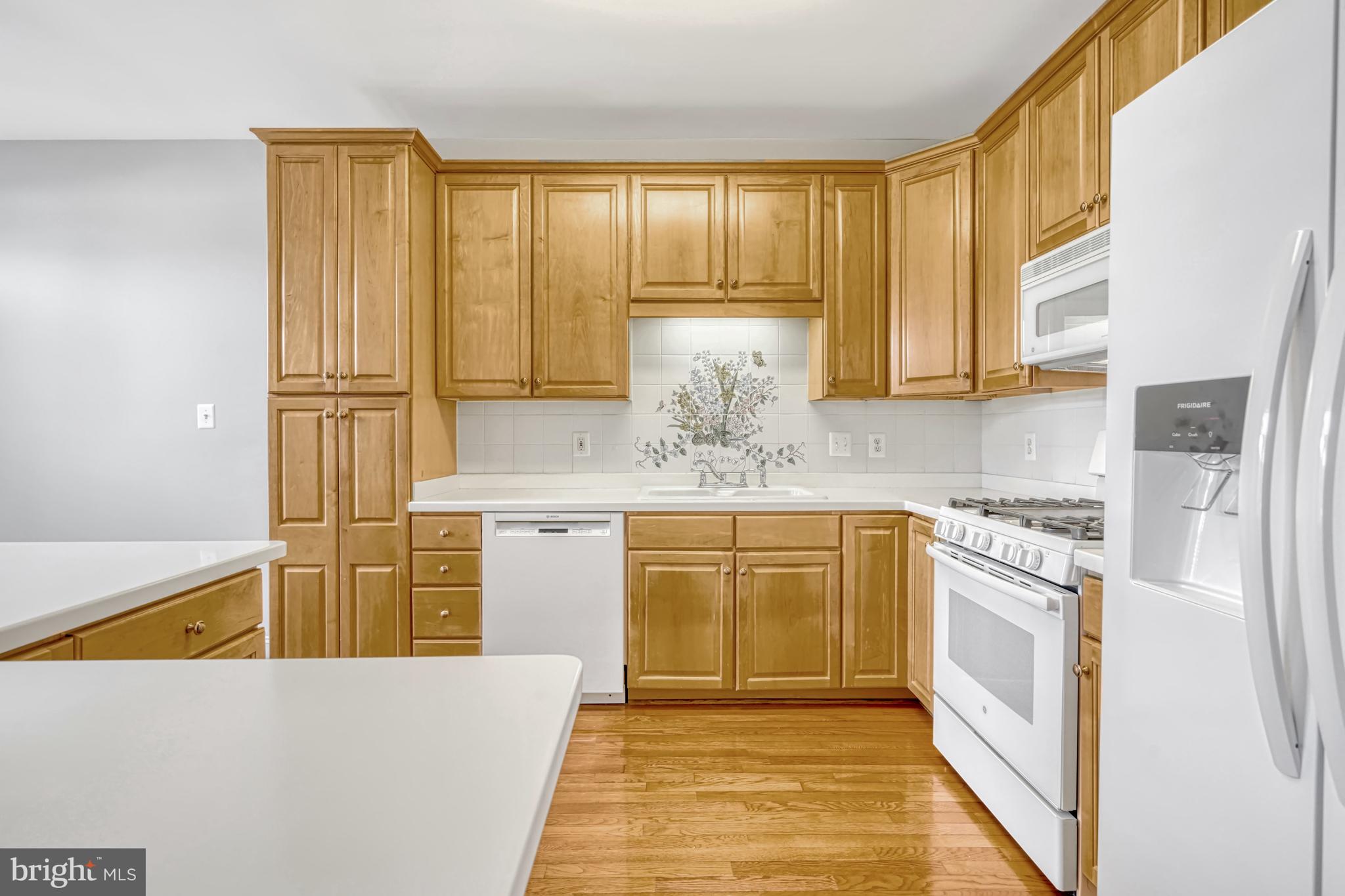 CHANCERY SQUARE - Residential