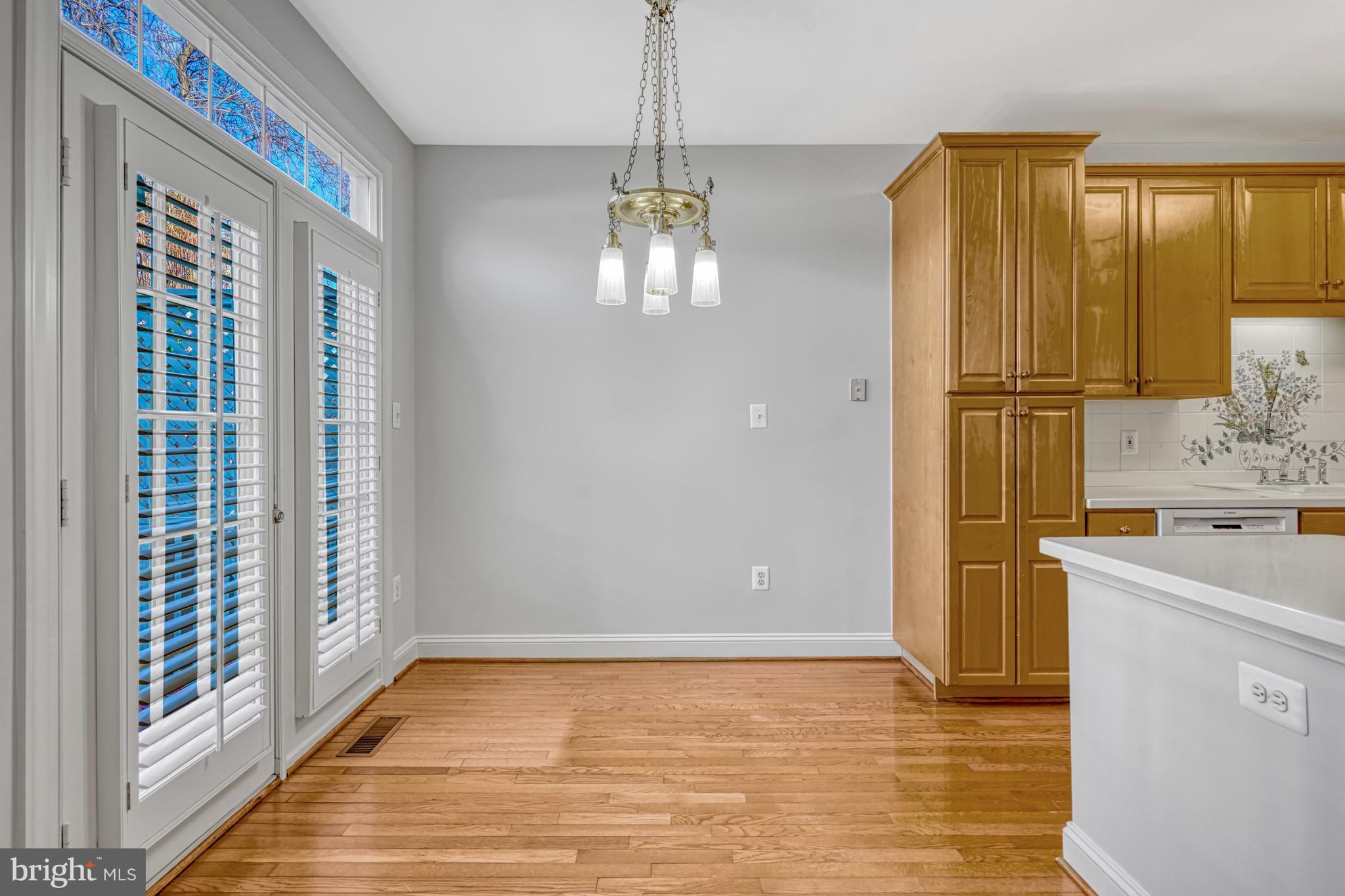 CHANCERY SQUARE - Residential