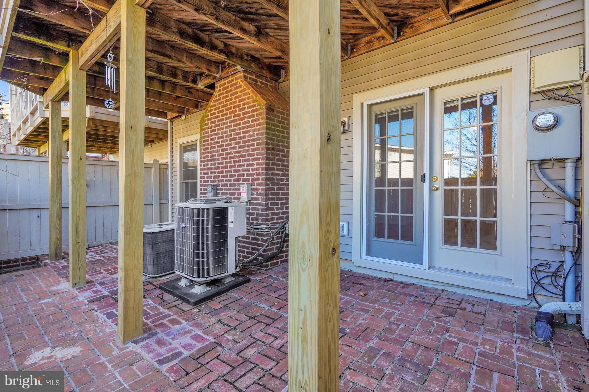 CHANCERY SQUARE - Residential