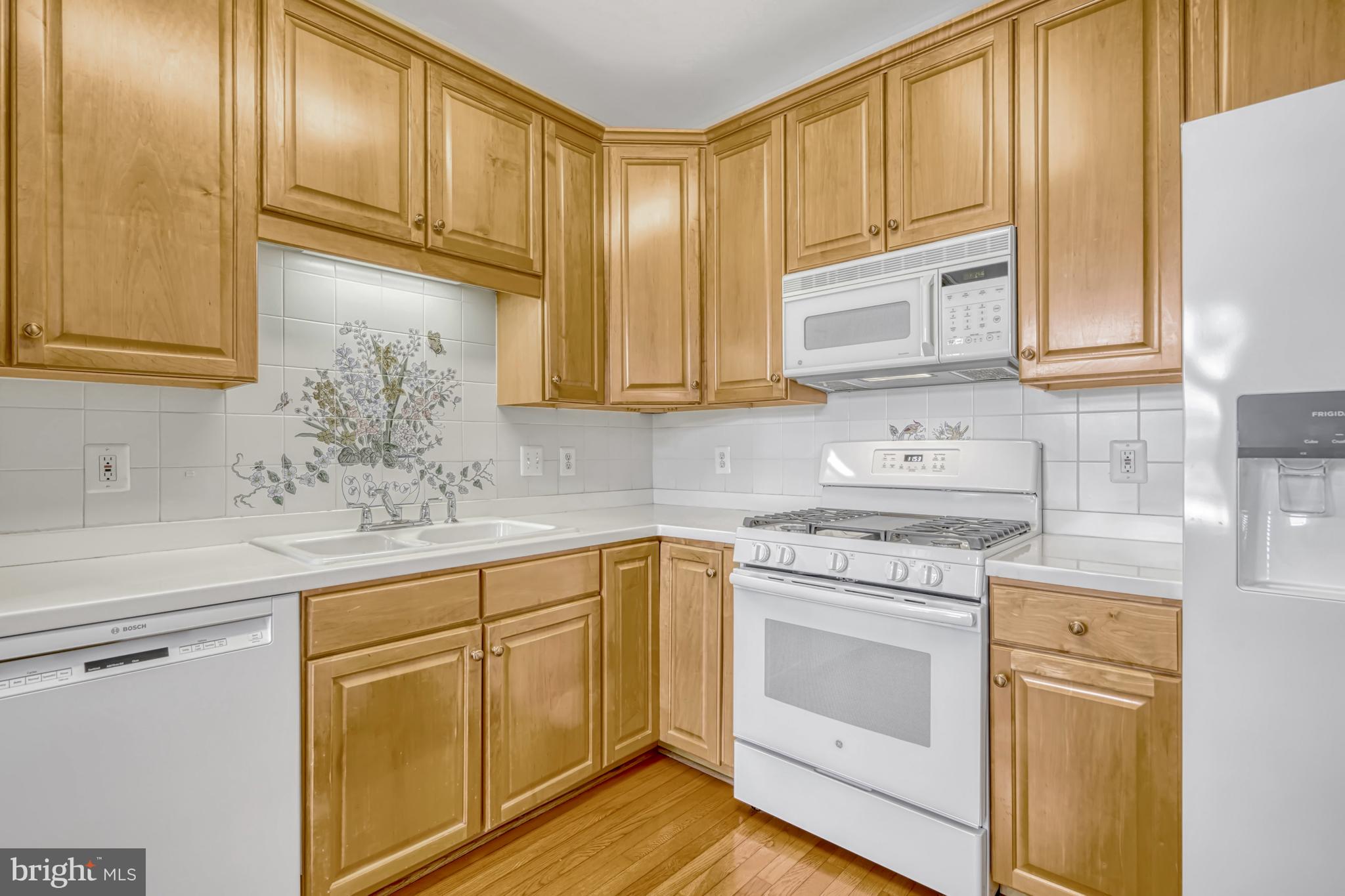 CHANCERY SQUARE - Residential