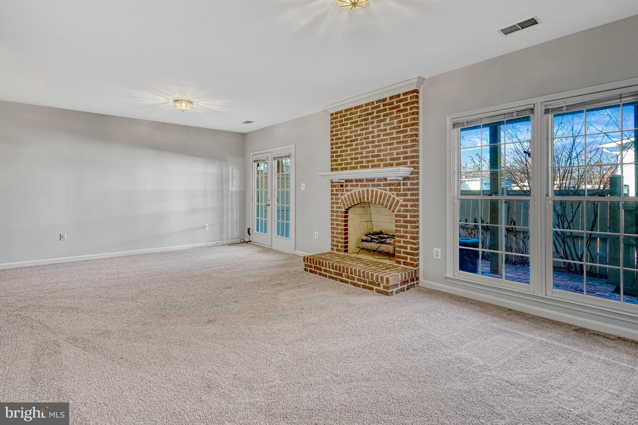 CHANCERY SQUARE - Residential