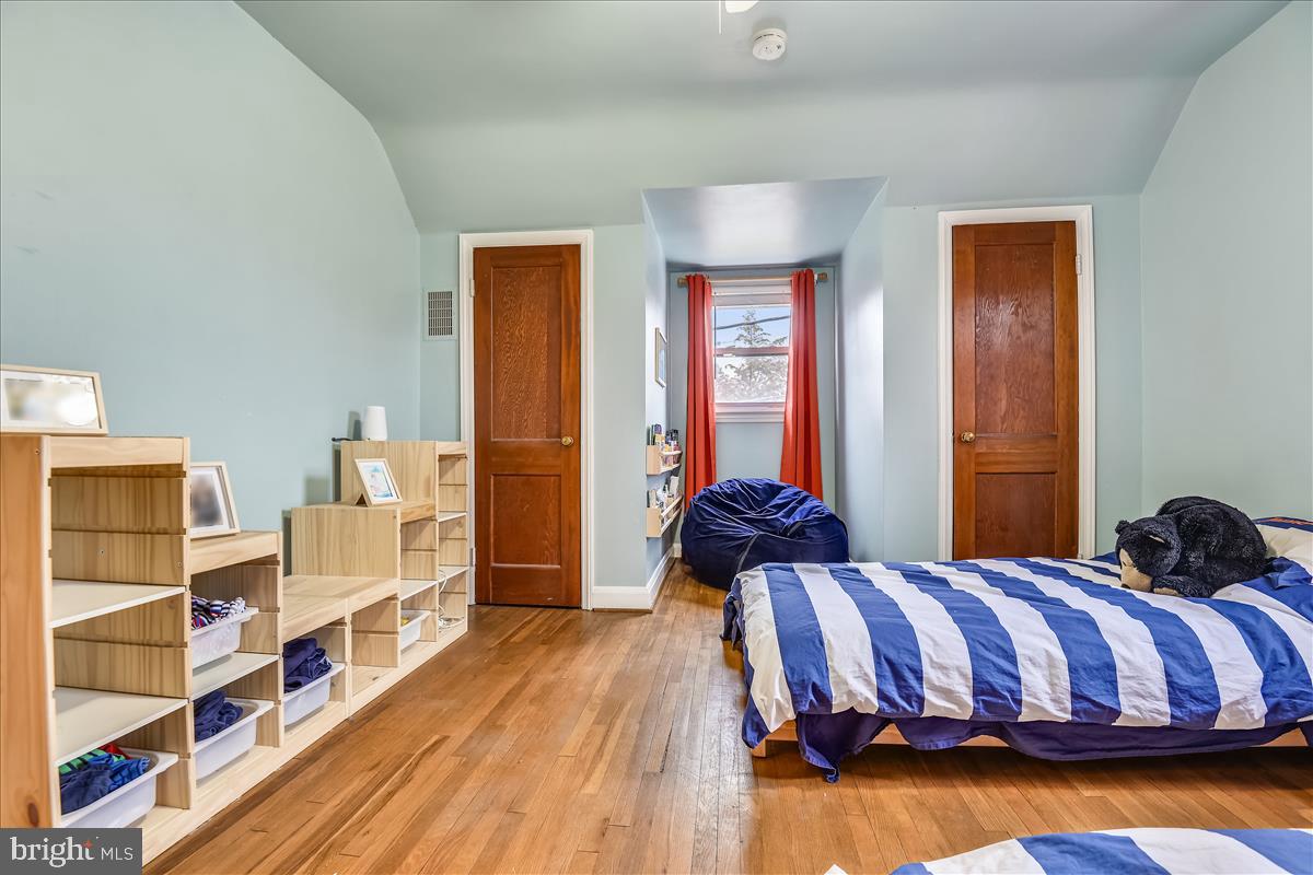 LUTHER VILLAGE - Residential