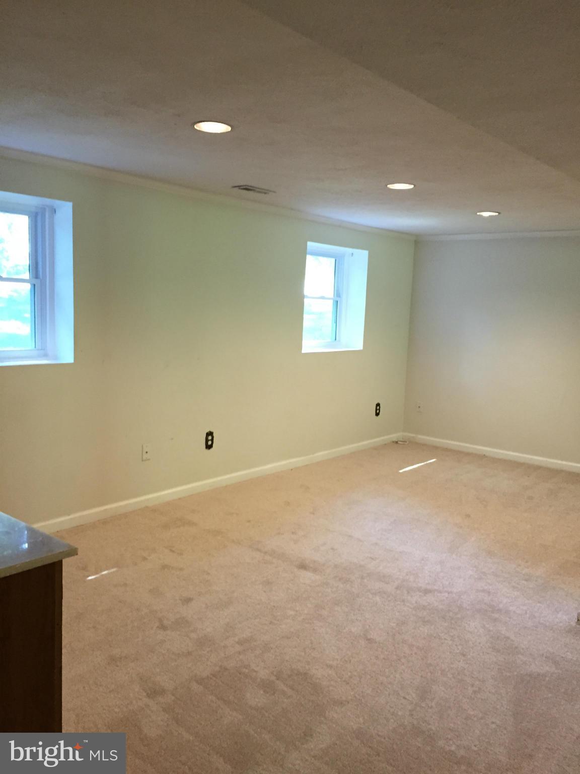 OAKRIDGE / COUNTRY RIDGE - Residential