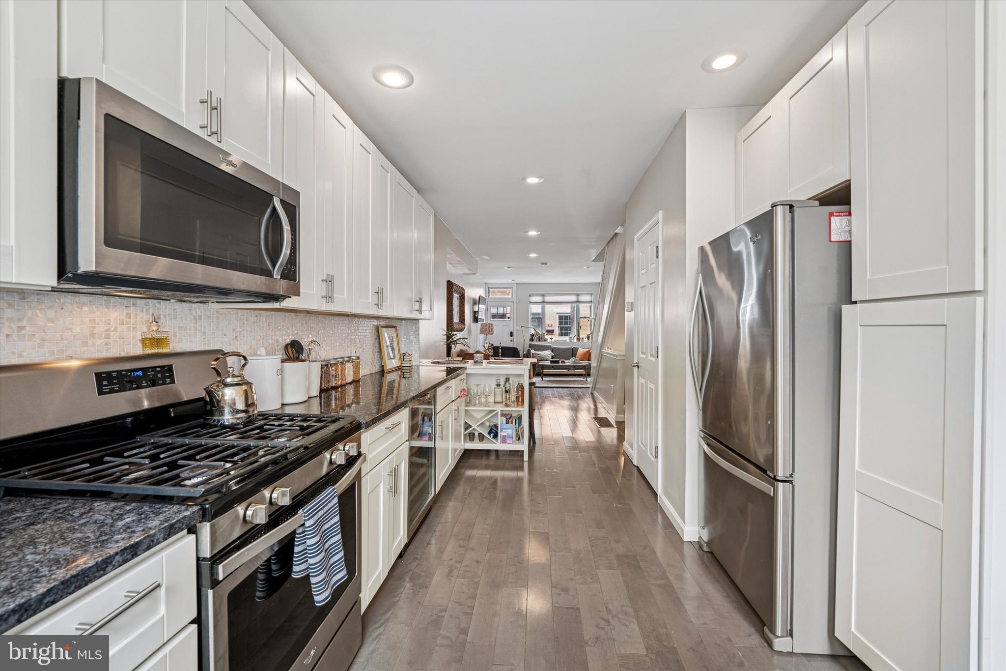 PASSYUNK SQUARE - Residential Lease