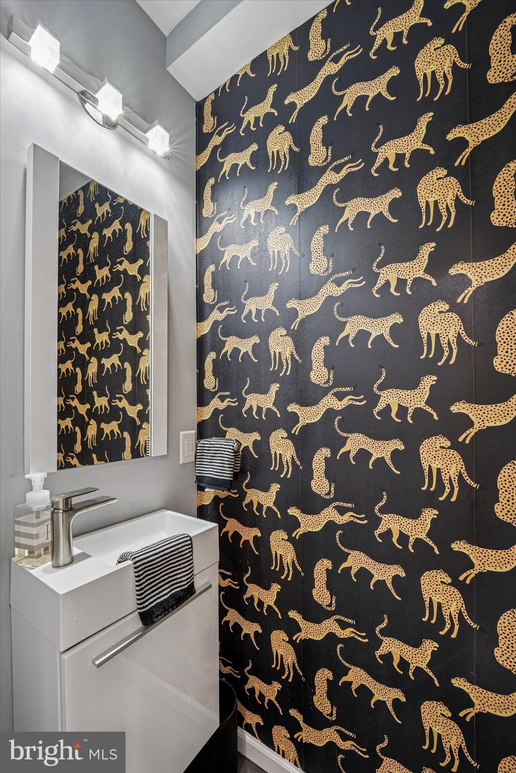 PASSYUNK SQUARE - Residential Lease