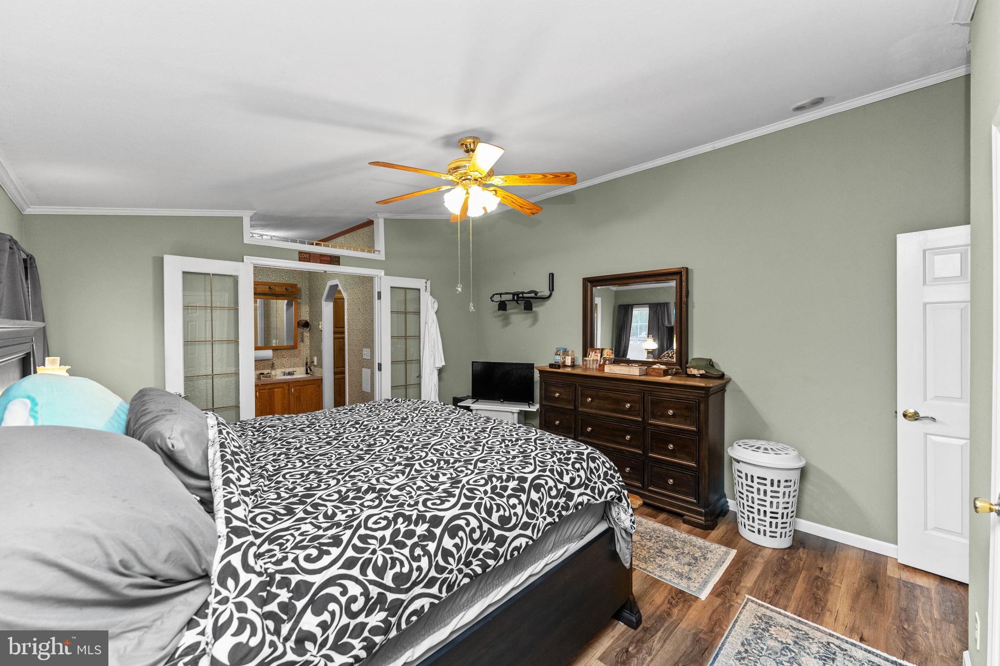 MELODYLAKESCNTRYCLUB - Residential