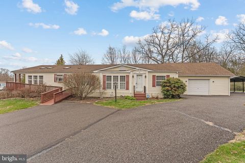 Mobile Home For Sale - 1 Poplar Cir<br/> QUAKERTOWN, PA 18951