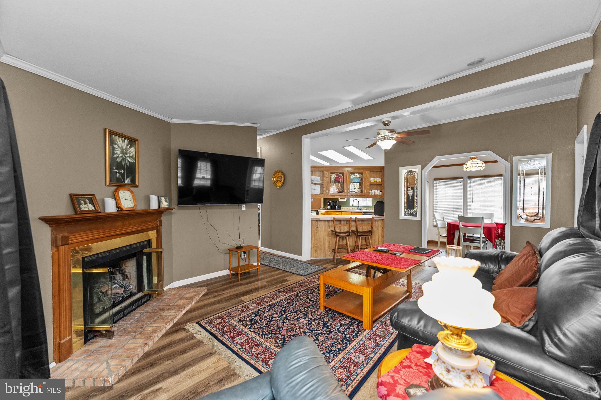 MELODYLAKESCNTRYCLUB - Residential