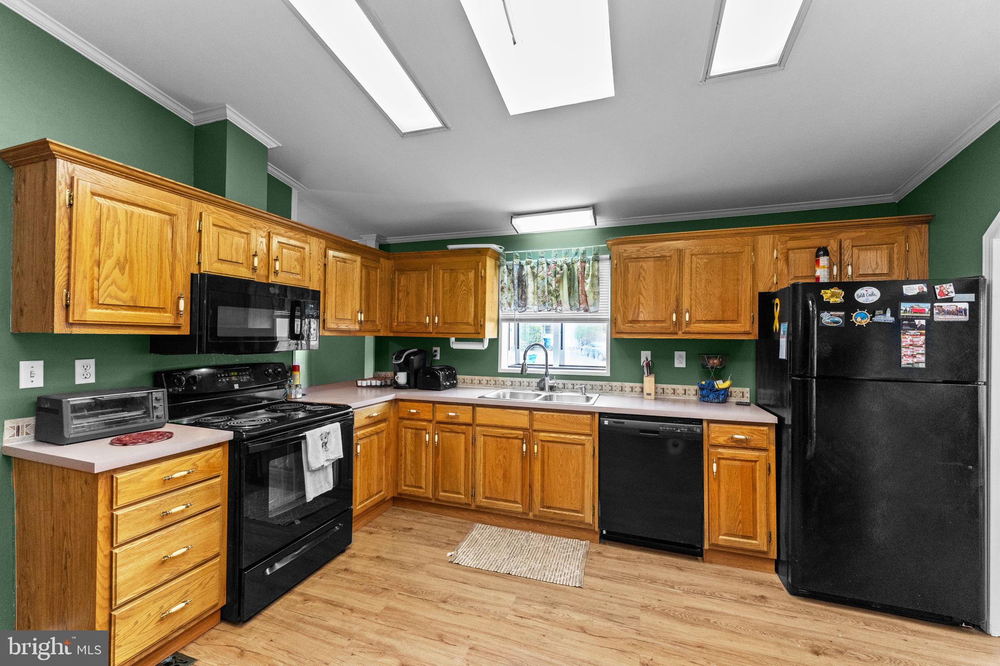 MELODYLAKESCNTRYCLUB - Residential