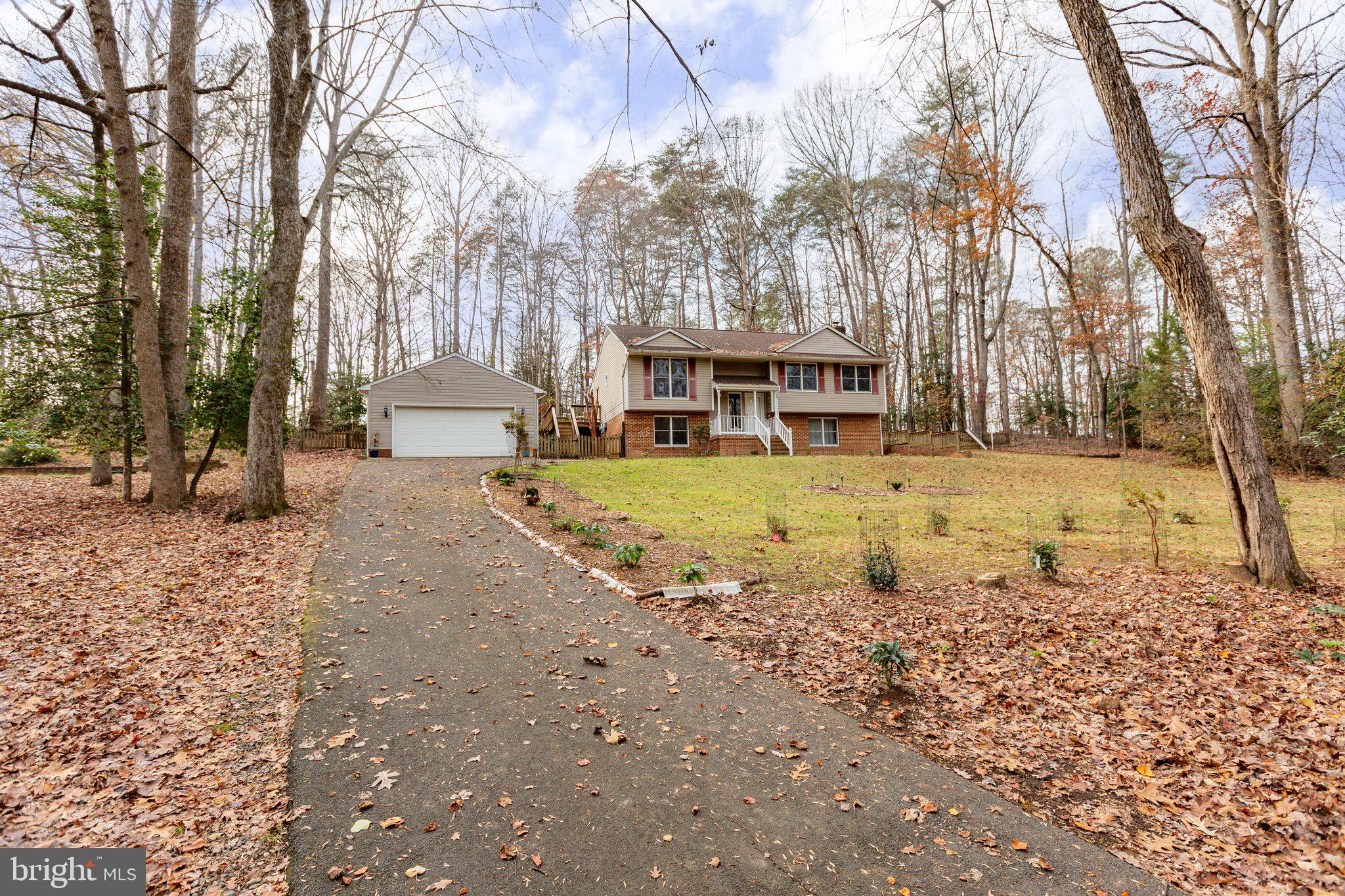 LAKE WILDERNESS - Residential