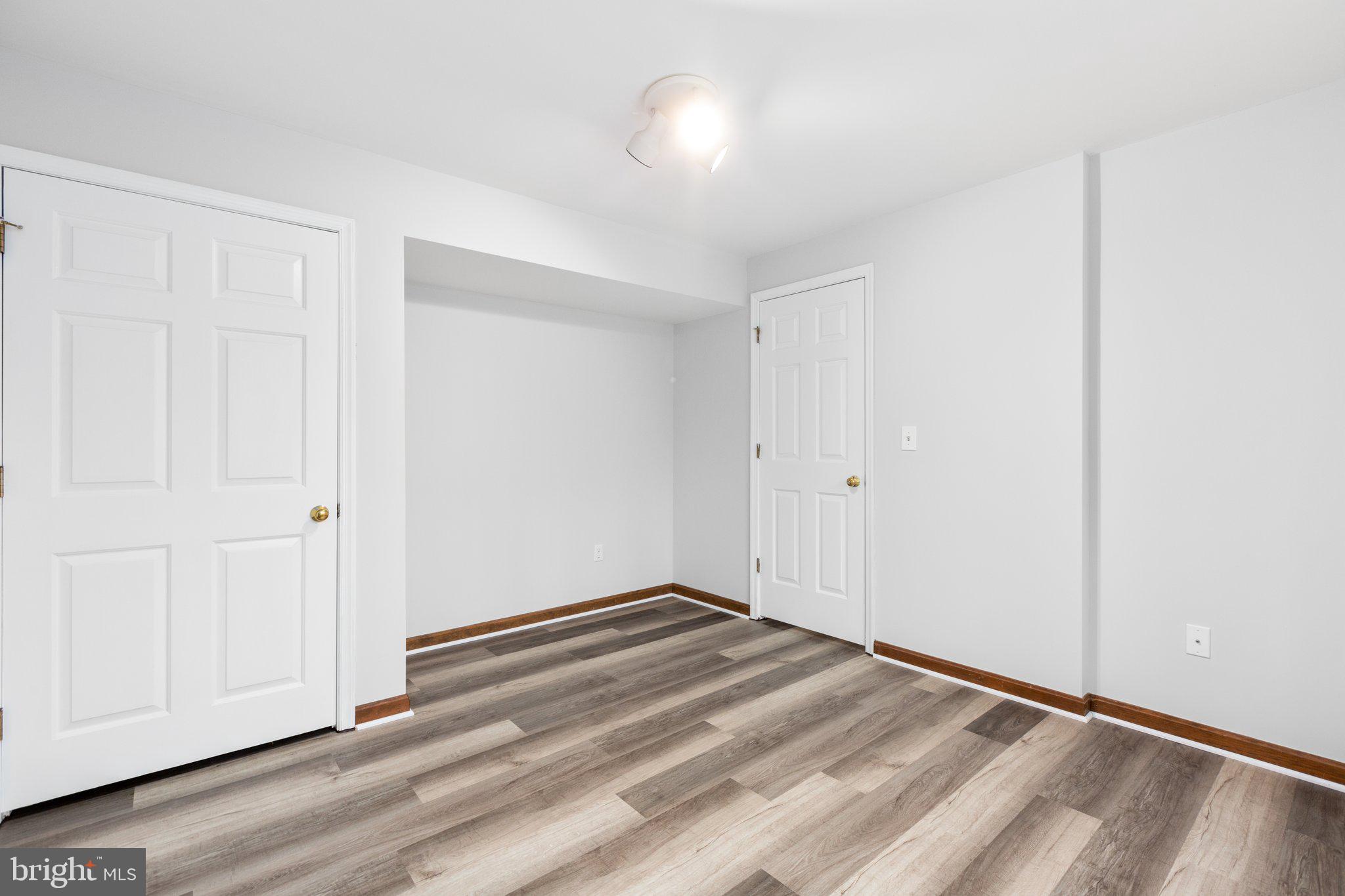 LAKE WILDERNESS - Residential