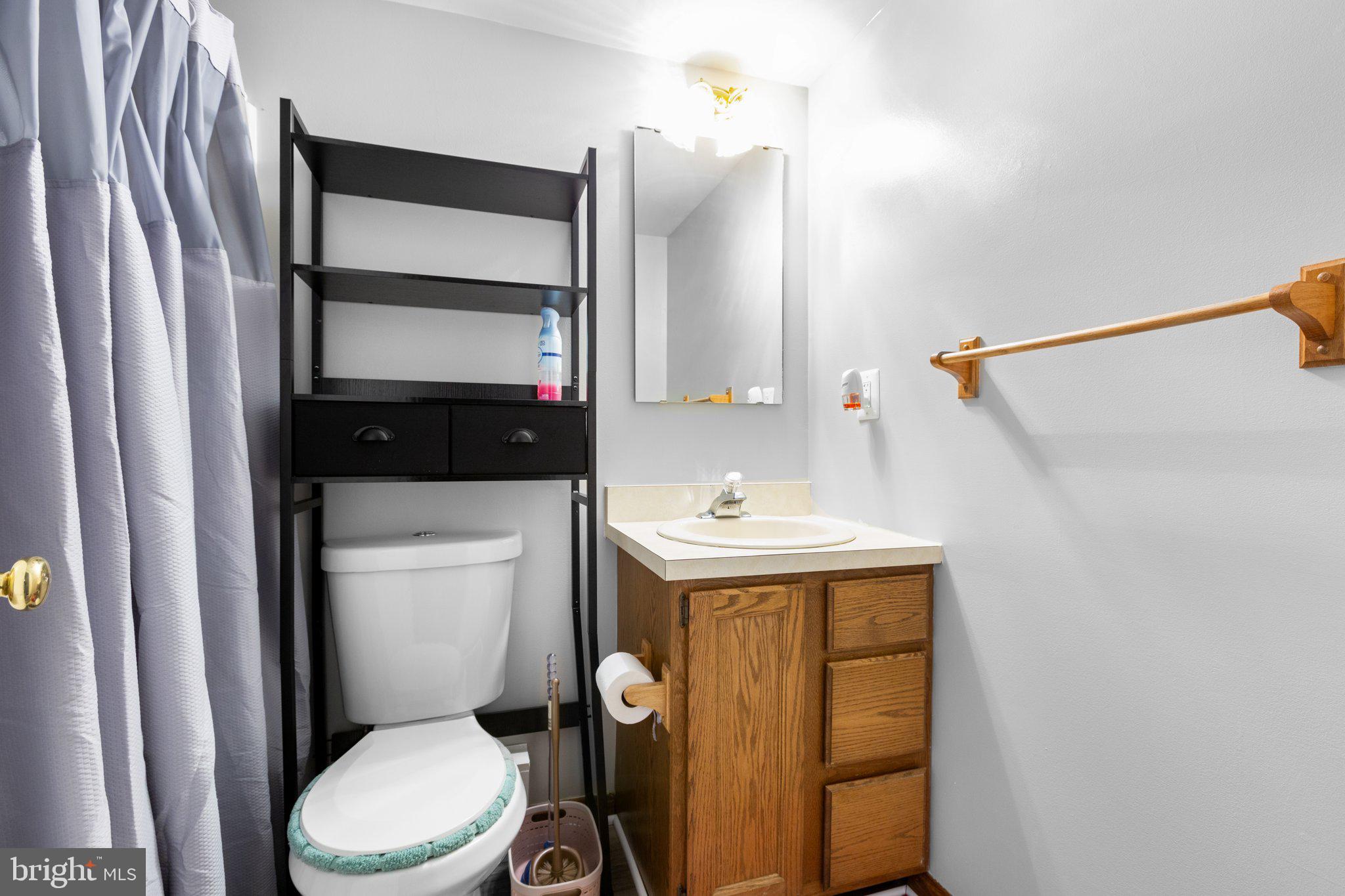 LAKE WILDERNESS - Residential