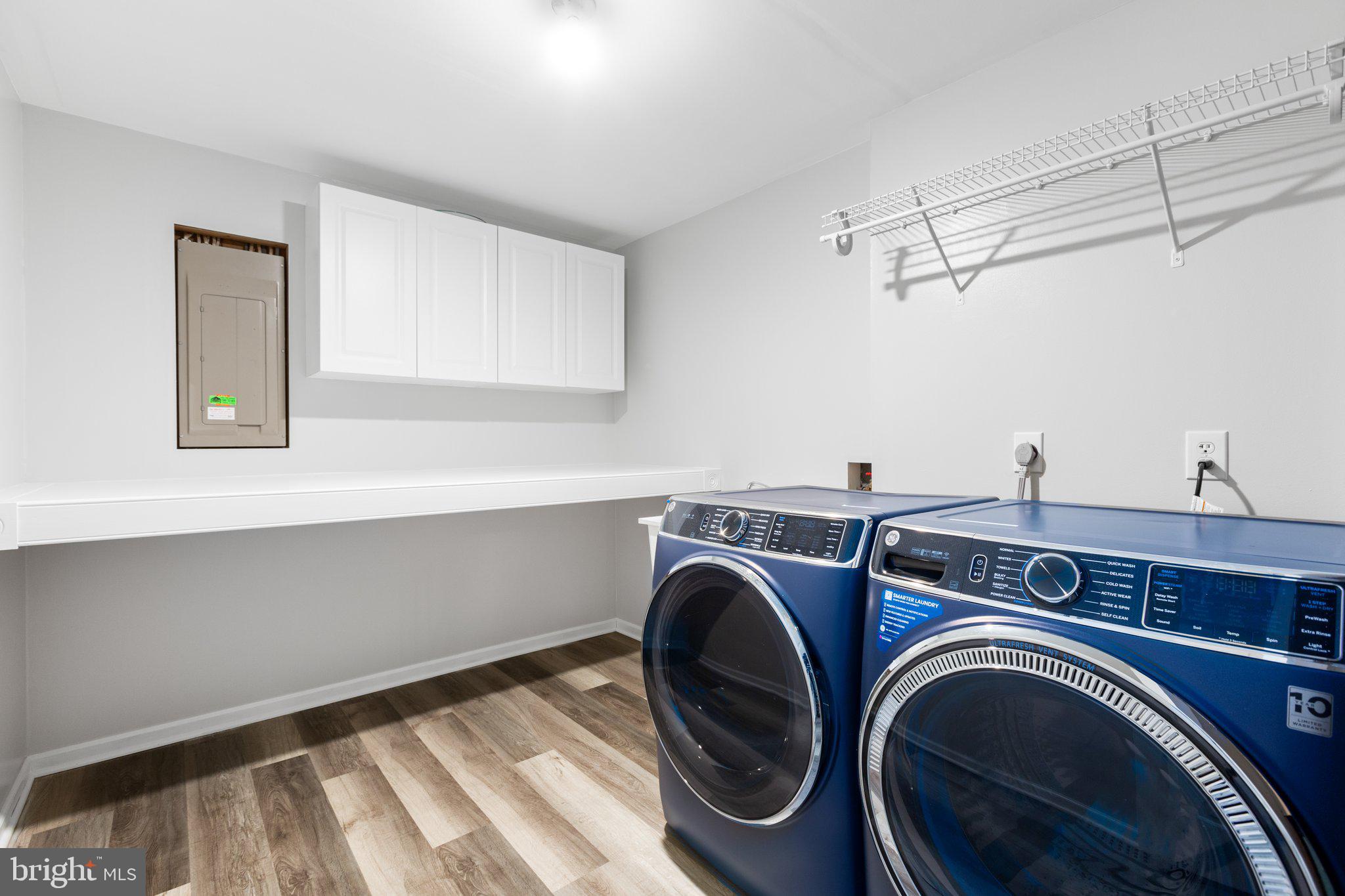 LAKE WILDERNESS - Residential