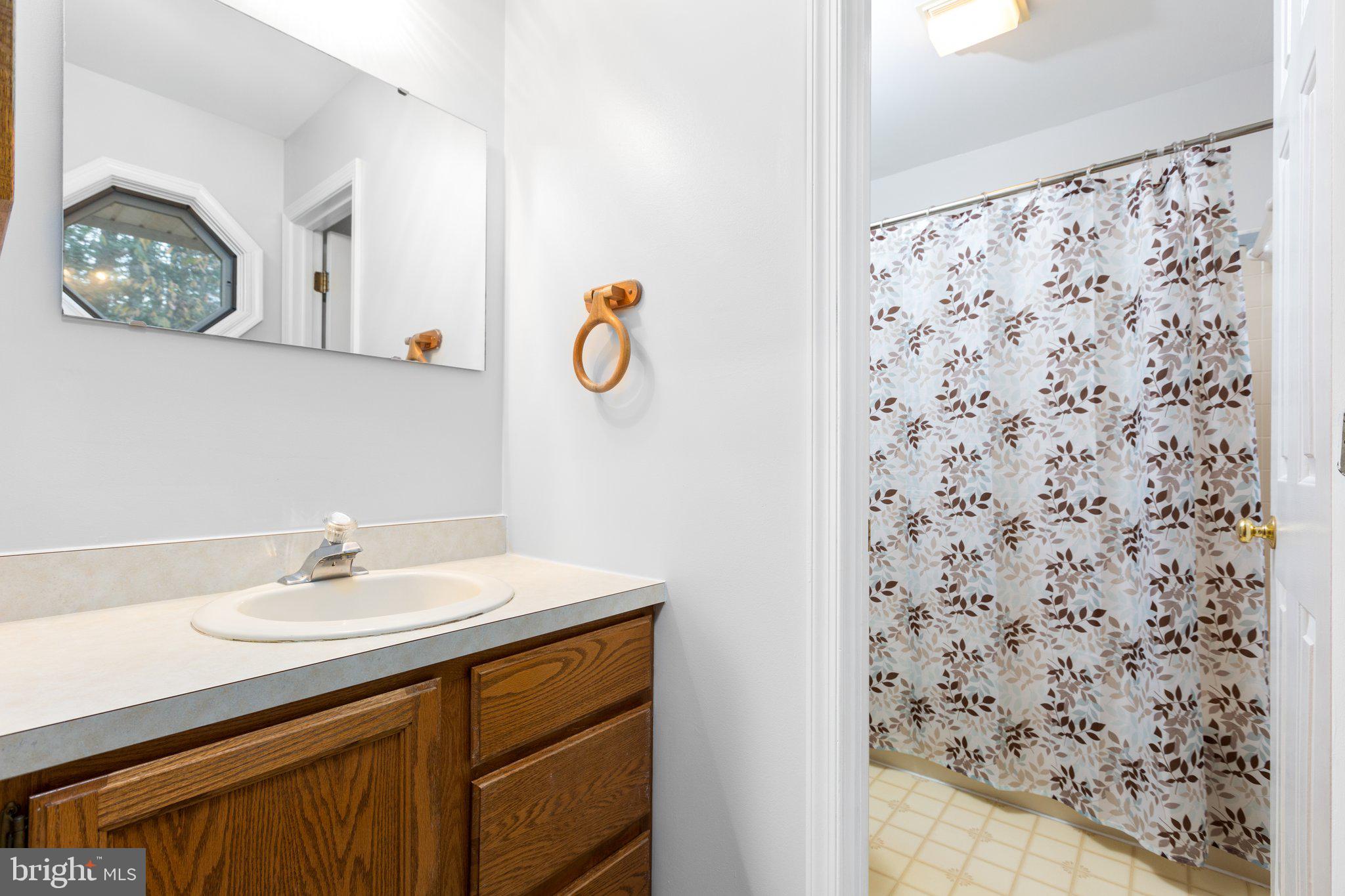 LAKE WILDERNESS - Residential