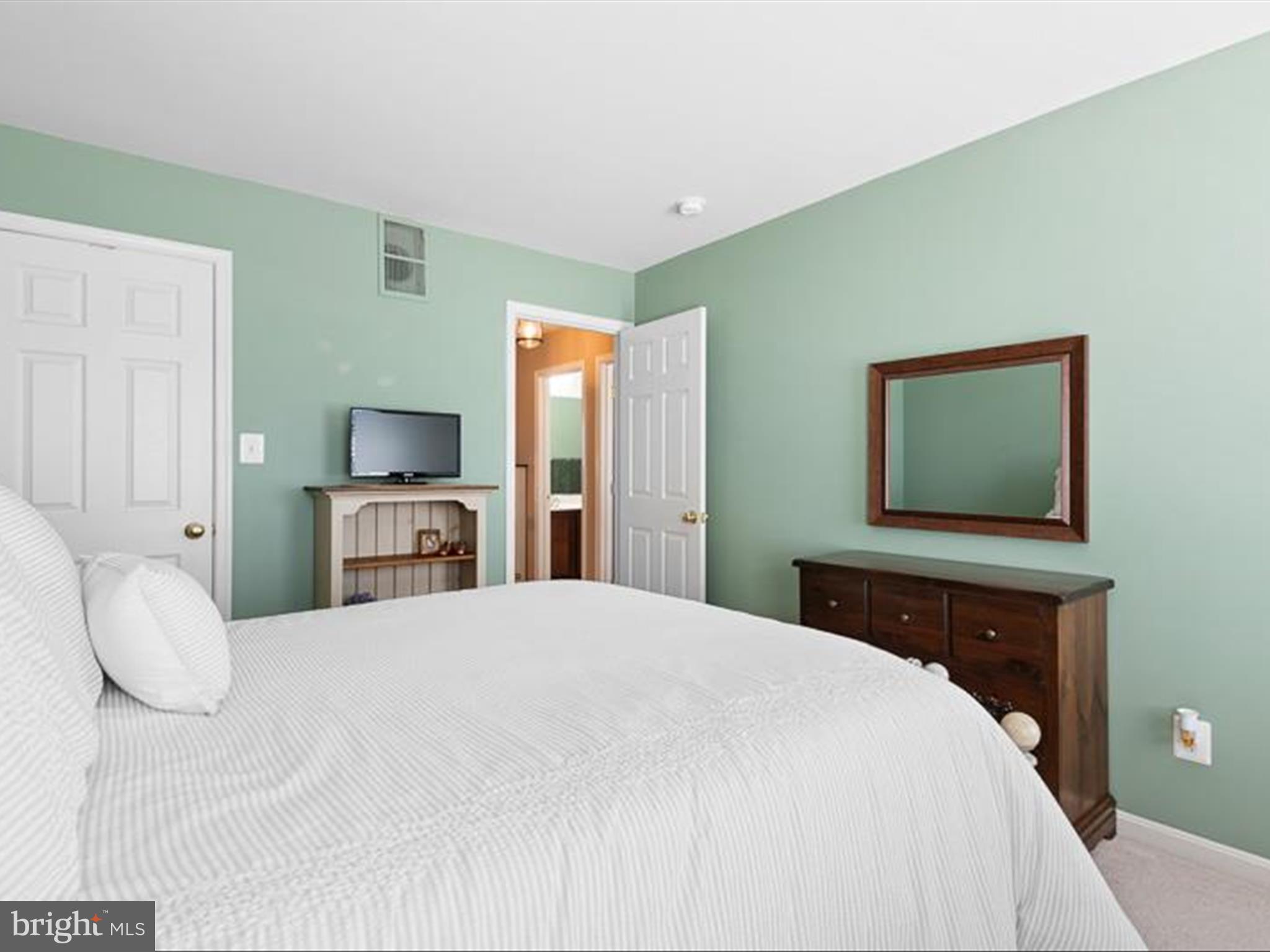 PENNS MANOR - Residential