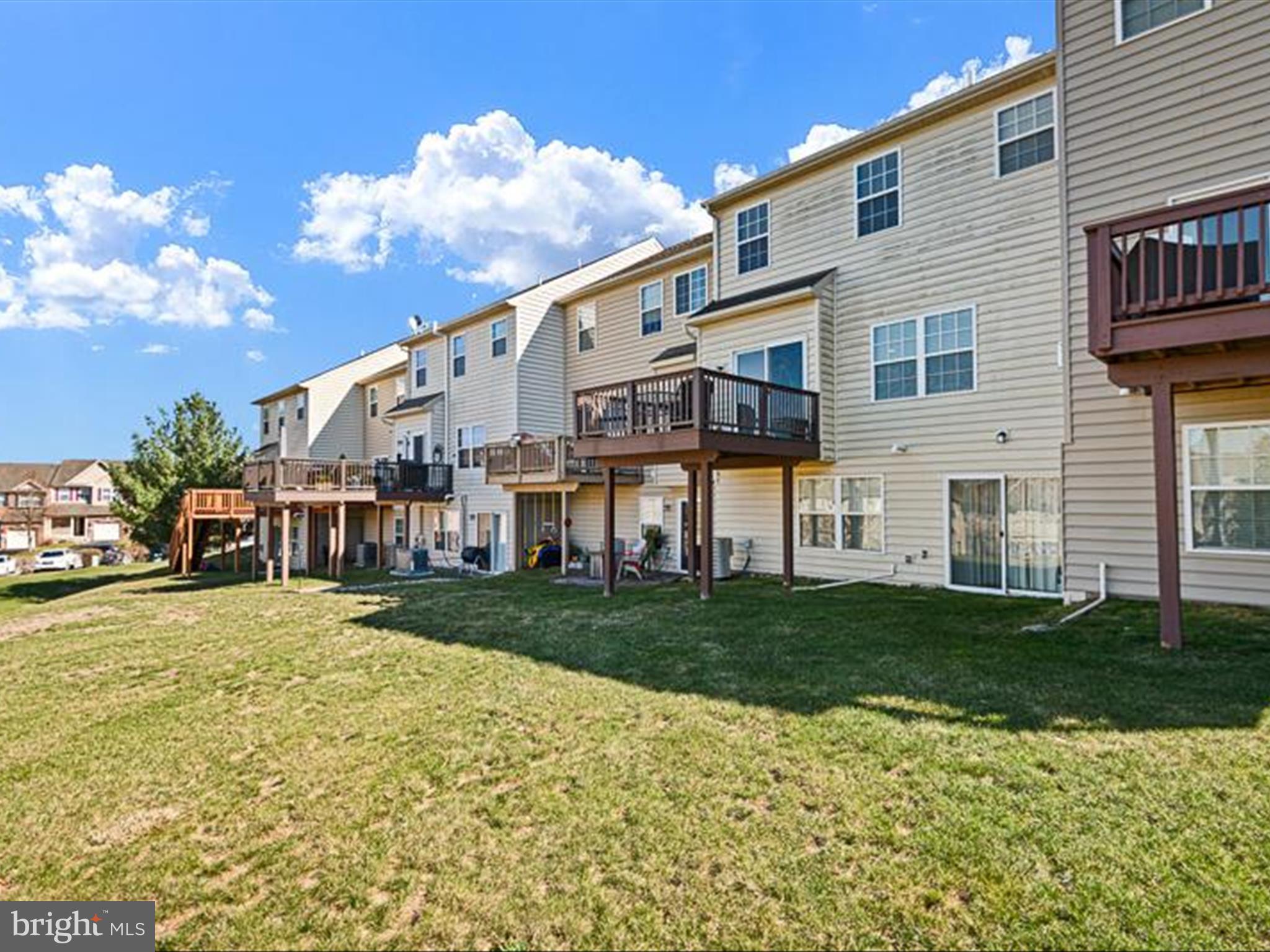 PENNS MANOR - Residential