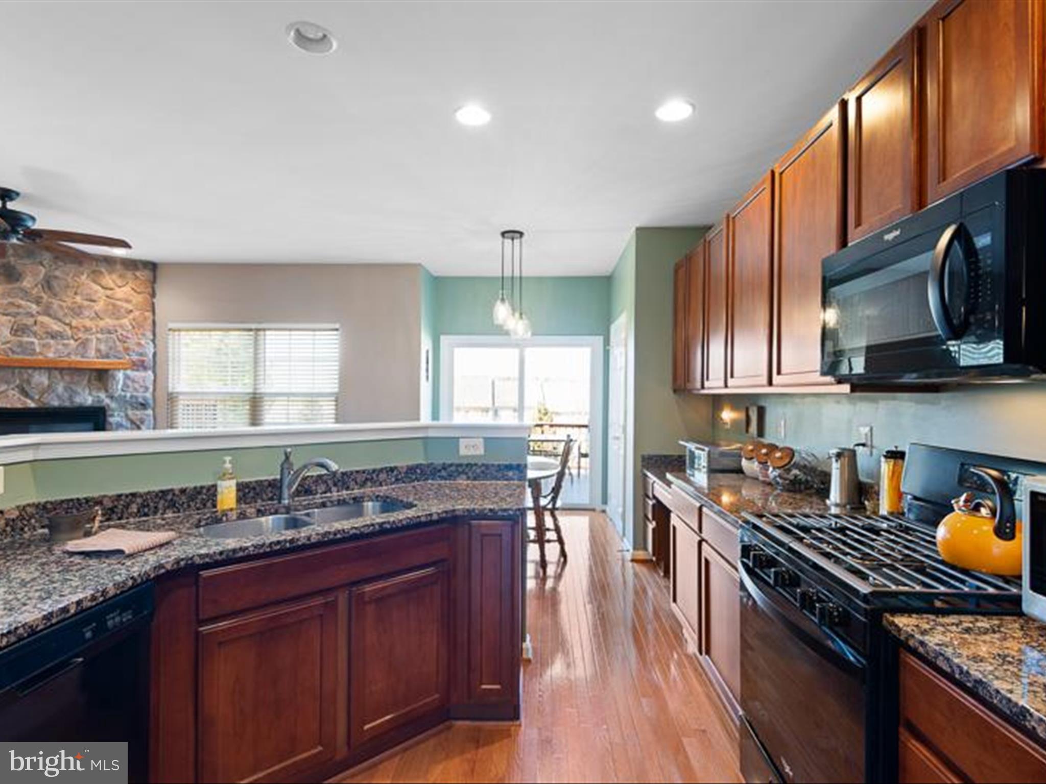 PENNS MANOR - Residential