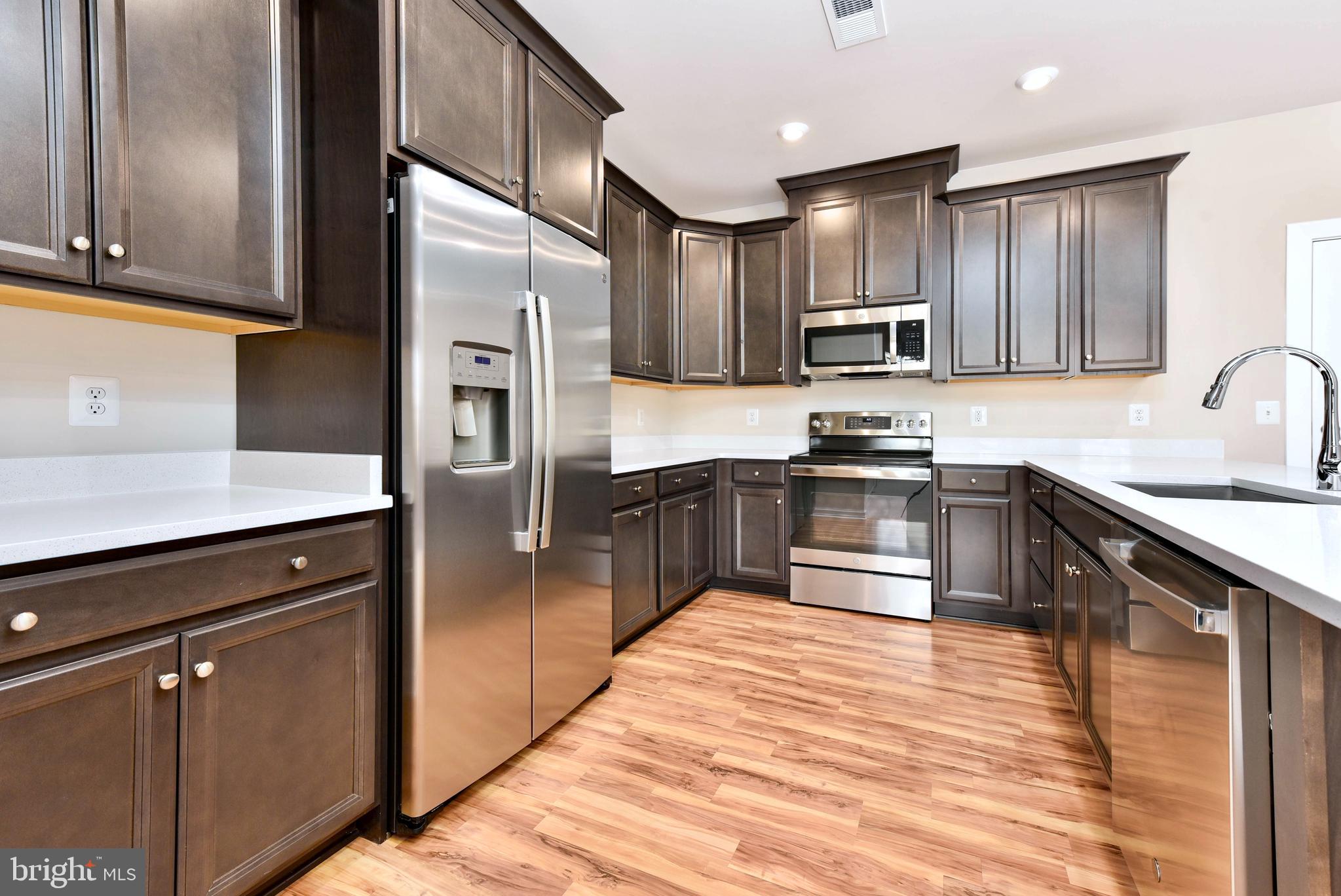 ASHBURN STATION - Residential Lease