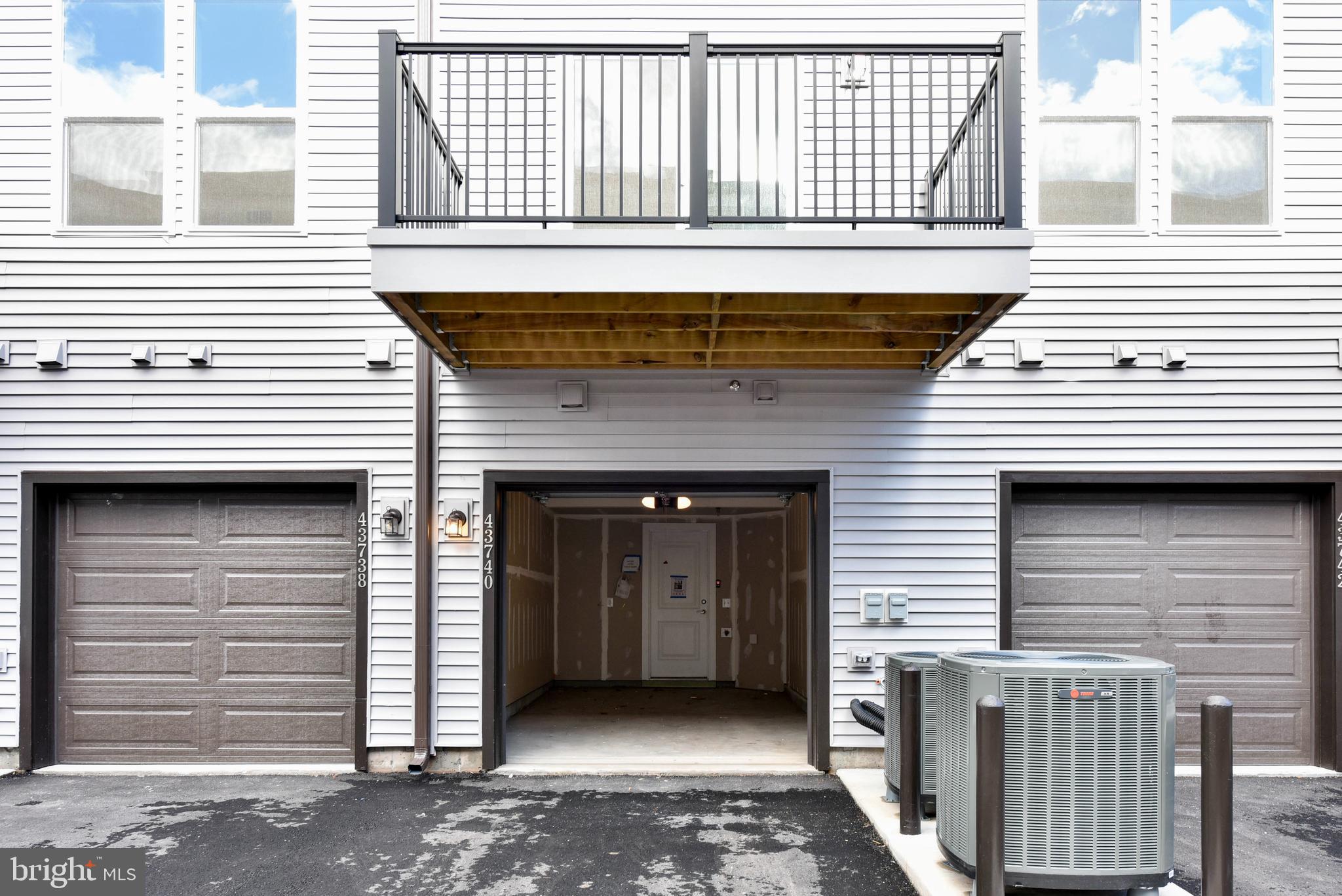 ASHBURN STATION - Residential Lease