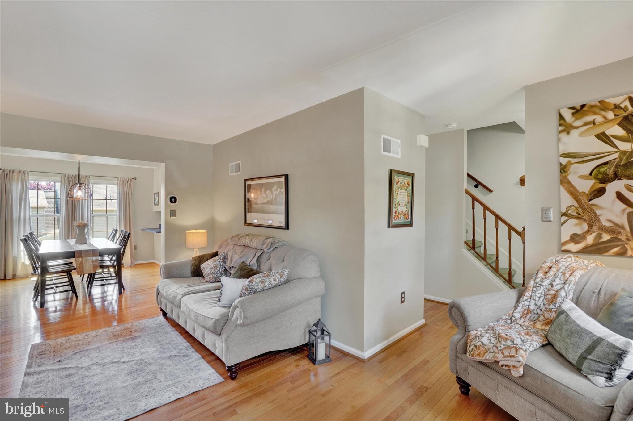 136 CROWN POINTE DRIVE