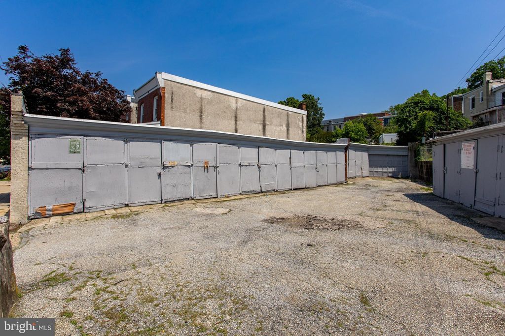 Photo of 3811 Manayunk Avenue, PHILADELPHIA, PA 19128 (MLS # PAPH2494704)