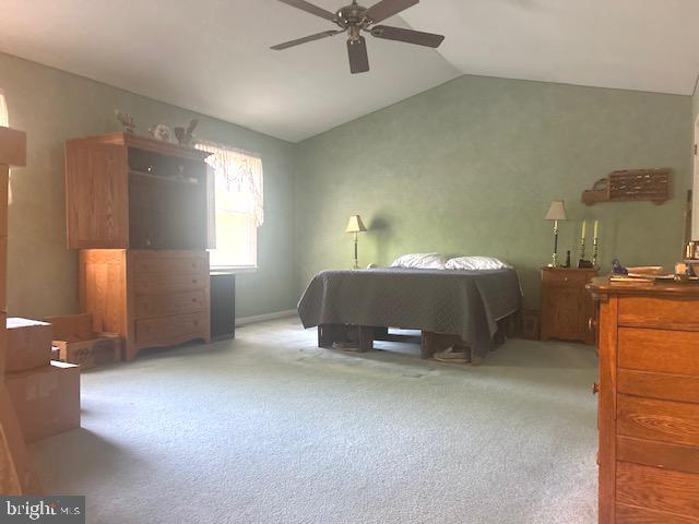 NESHAMINY POINTE - Residential