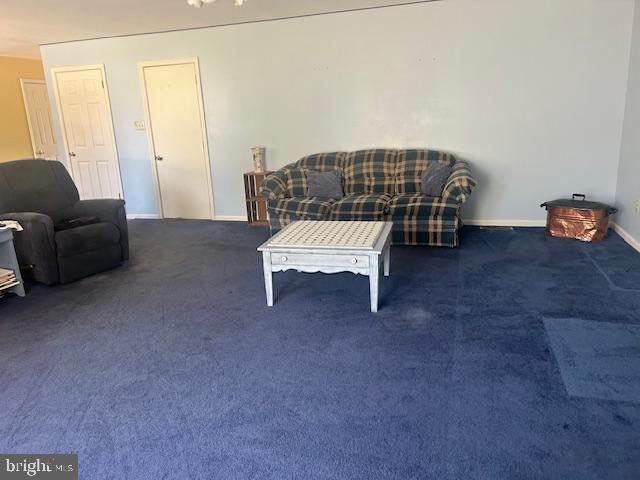 NESHAMINY POINTE - Residential