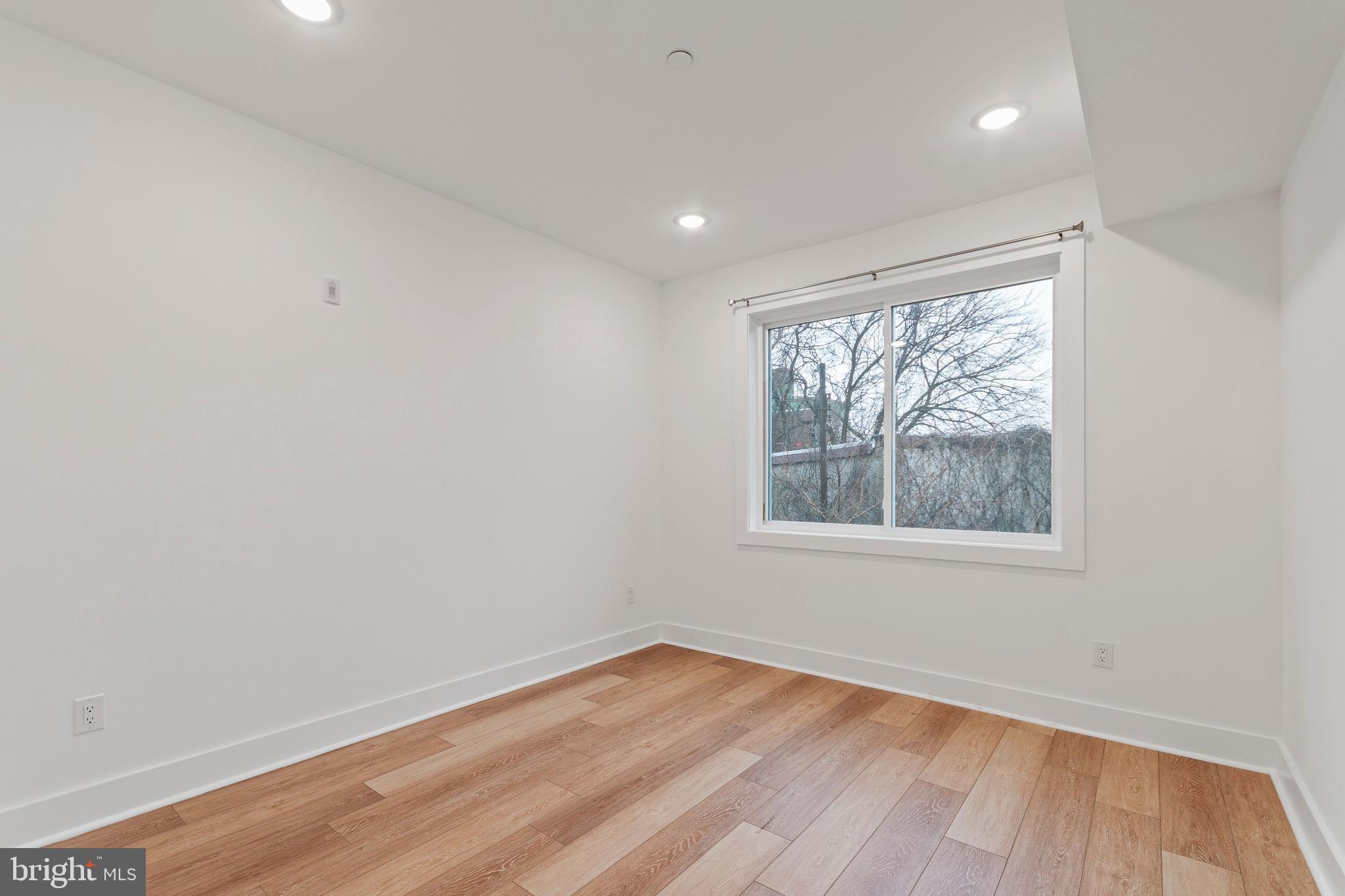 BREWERYTOWN - Residential Lease