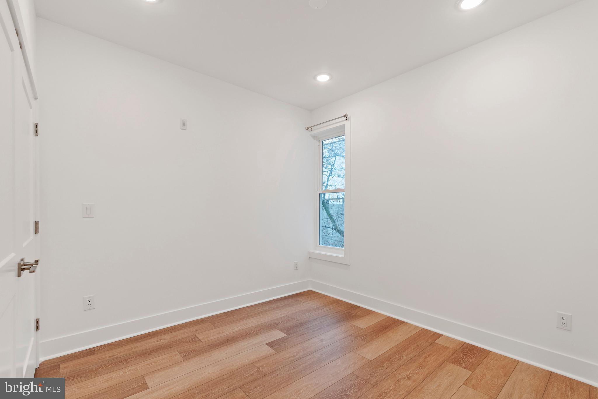 BREWERYTOWN - Residential Lease