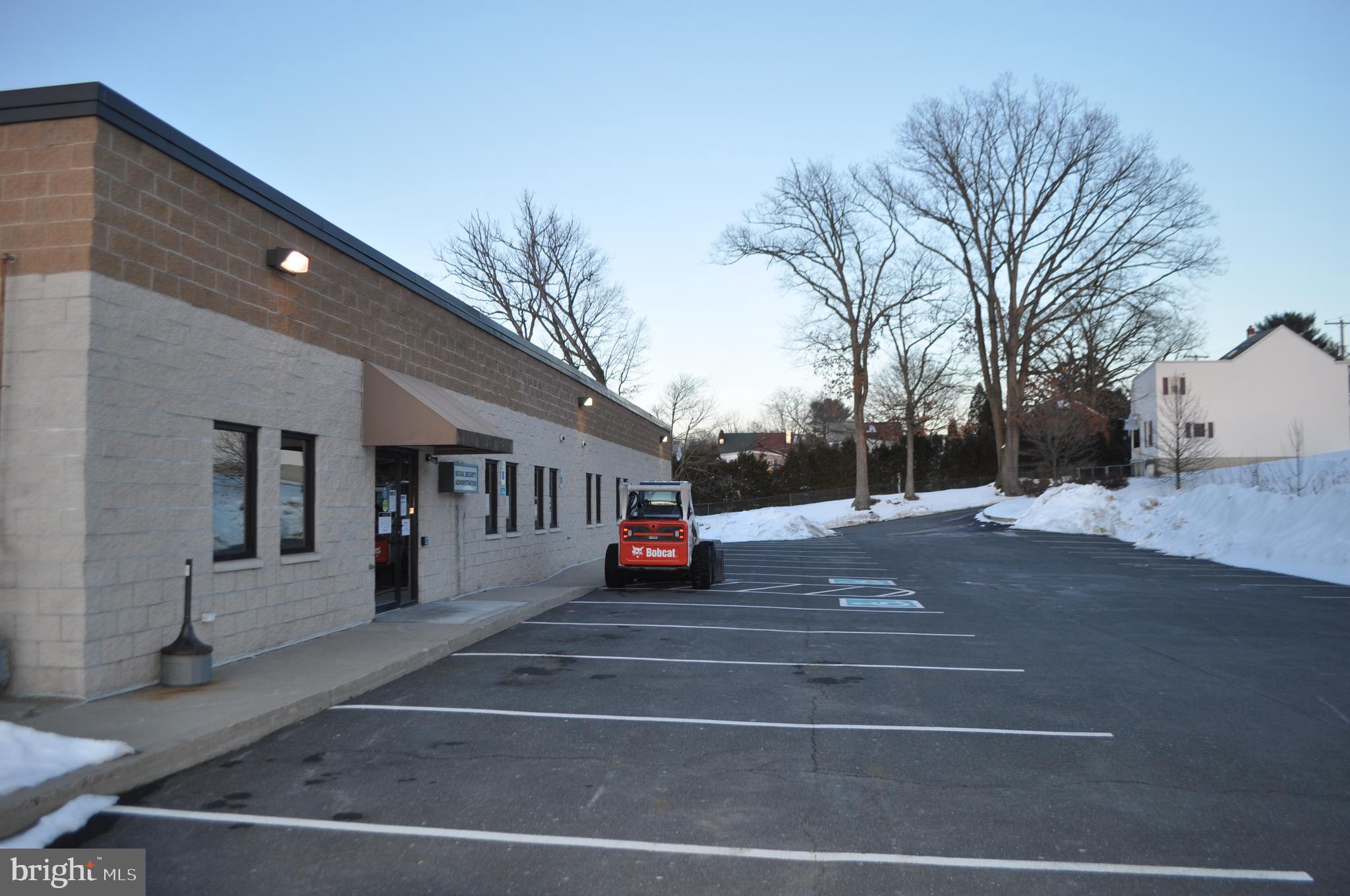 POTTSVILLE - Commercial Sale