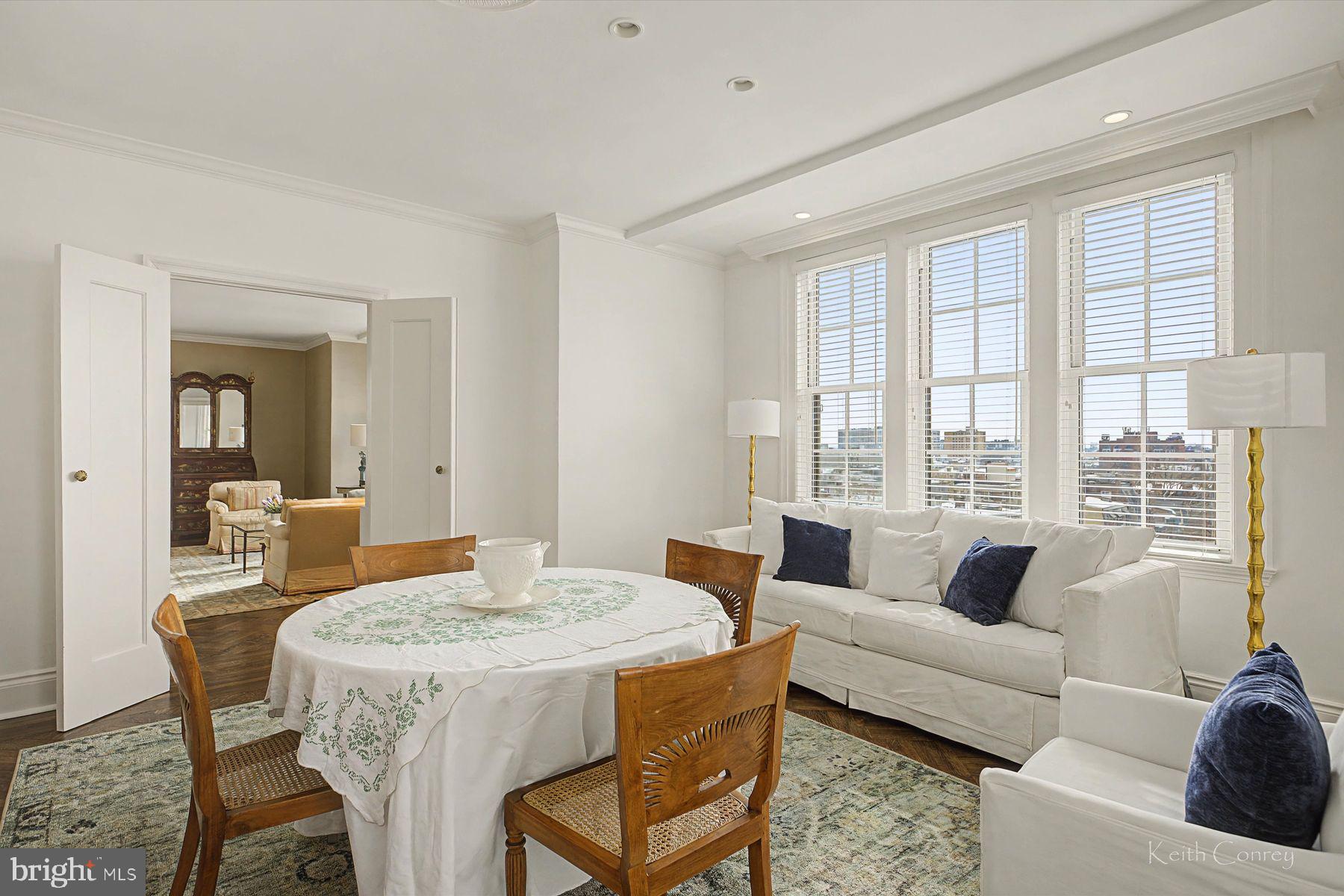 RITTENHOUSE SQUARE - Residential