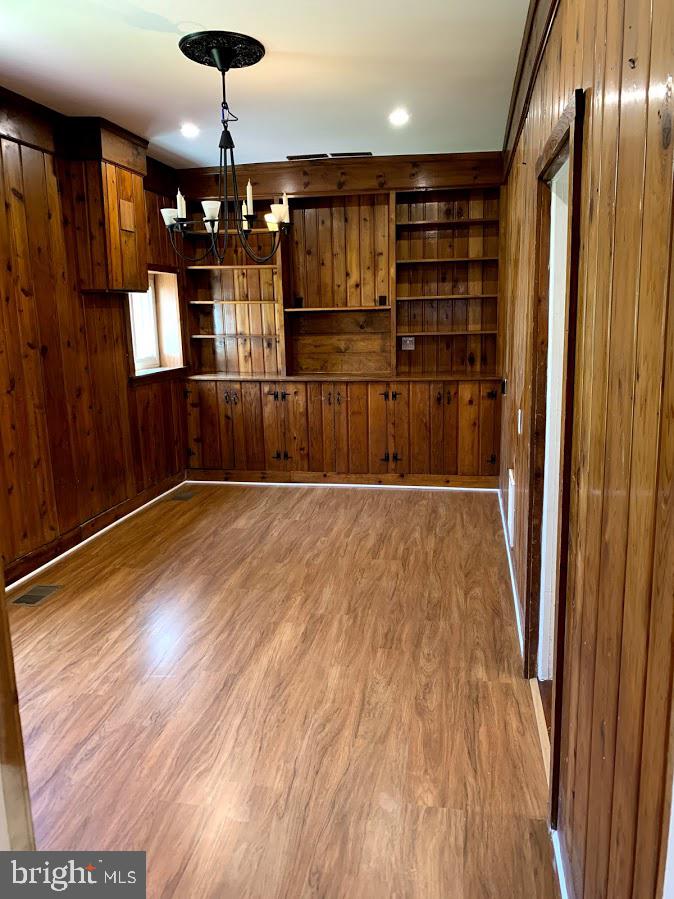 BOWIE - Residential Lease