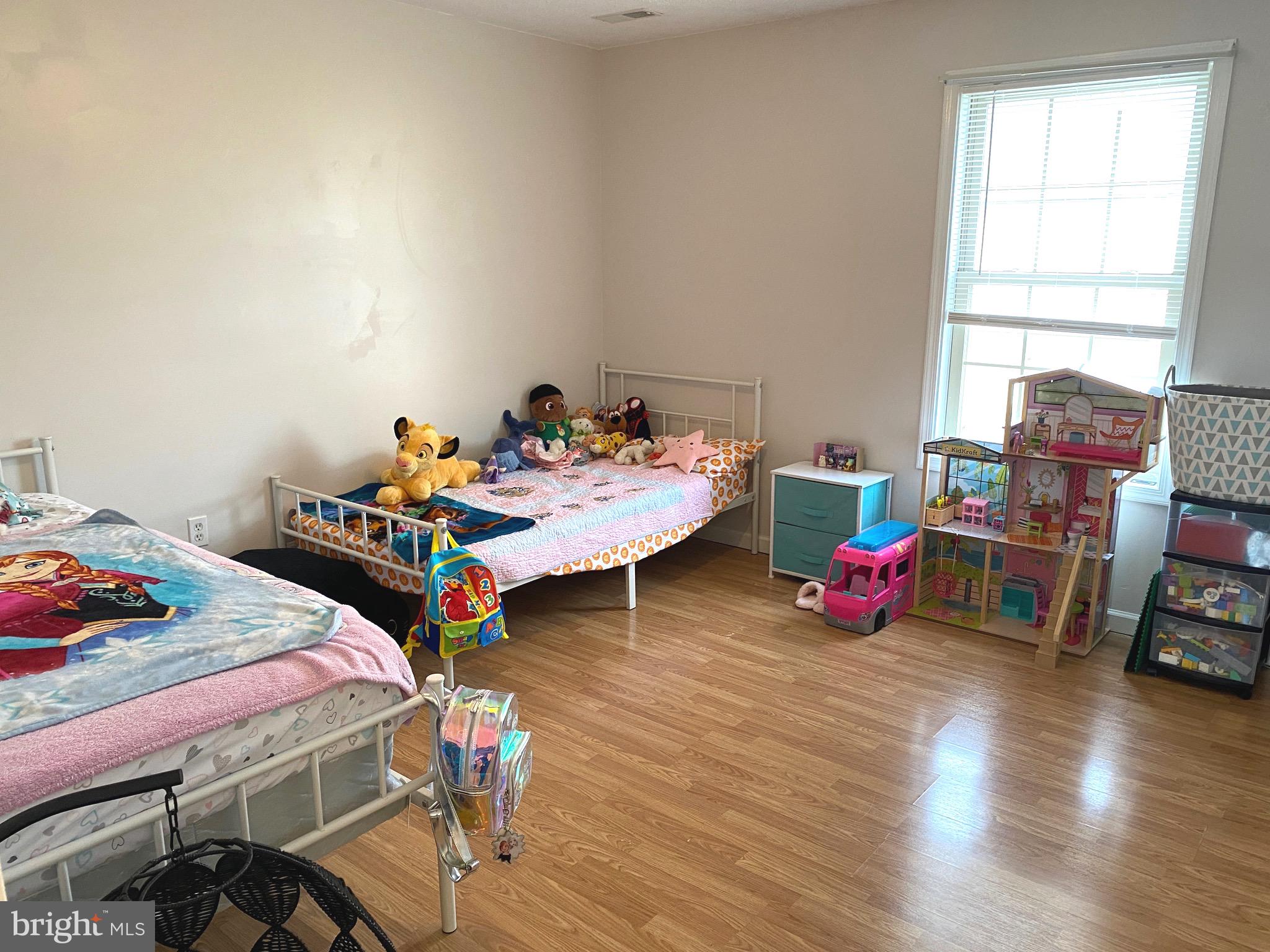 TABLER STATION MANOR - Residential