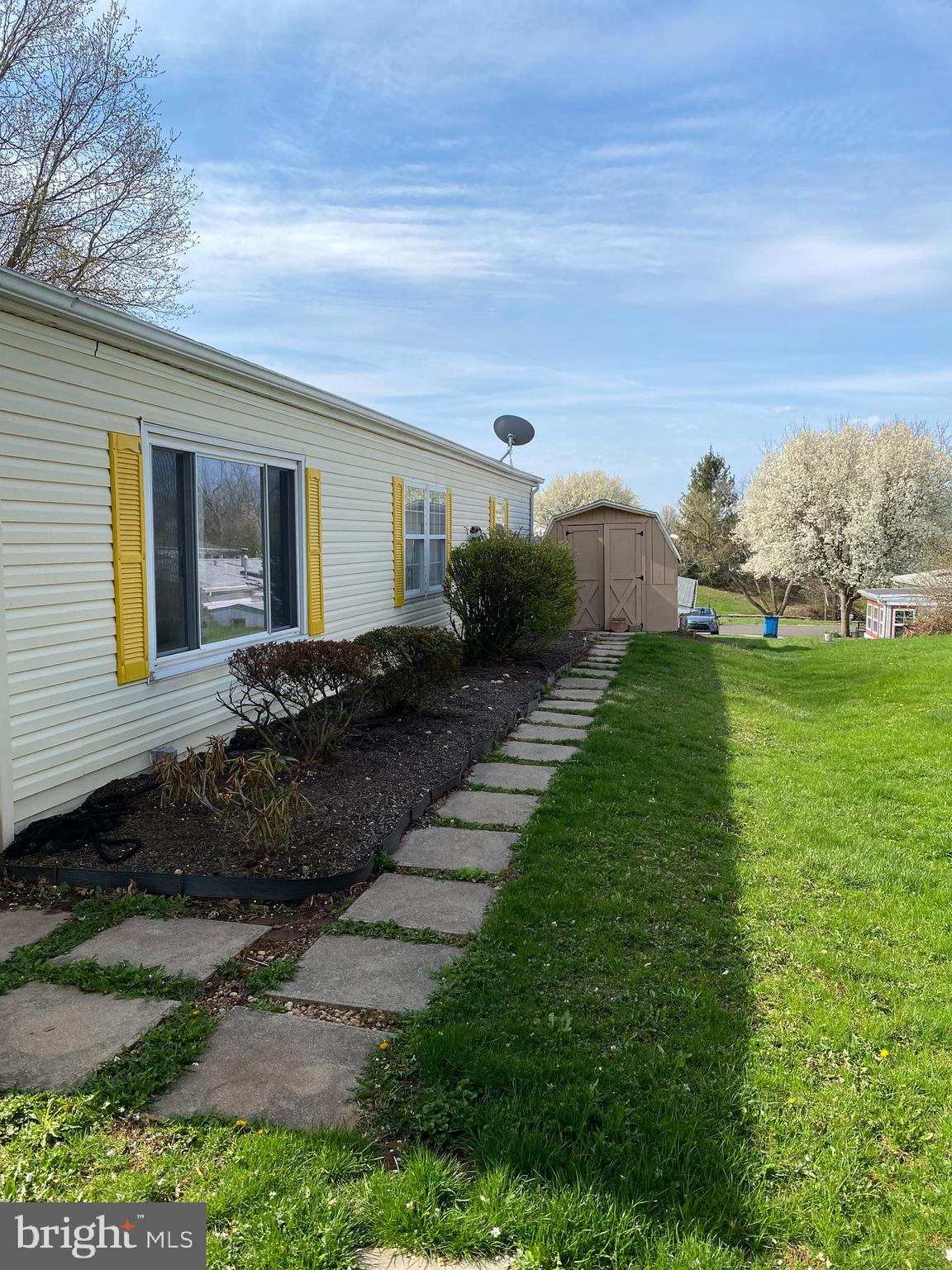 WALNUT MEADOWS - Residential