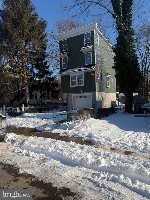 47 E COLLEGE AVENUE YARDLEY PA 19067