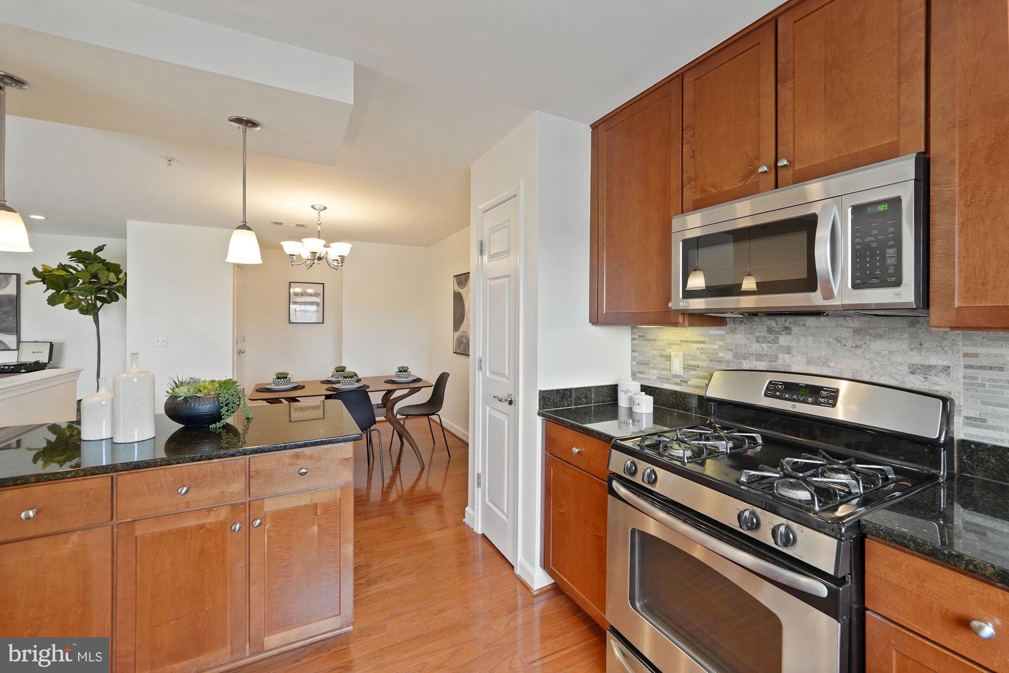 WEST VILLAGE OF SHIRLINGTON - Residential Lease