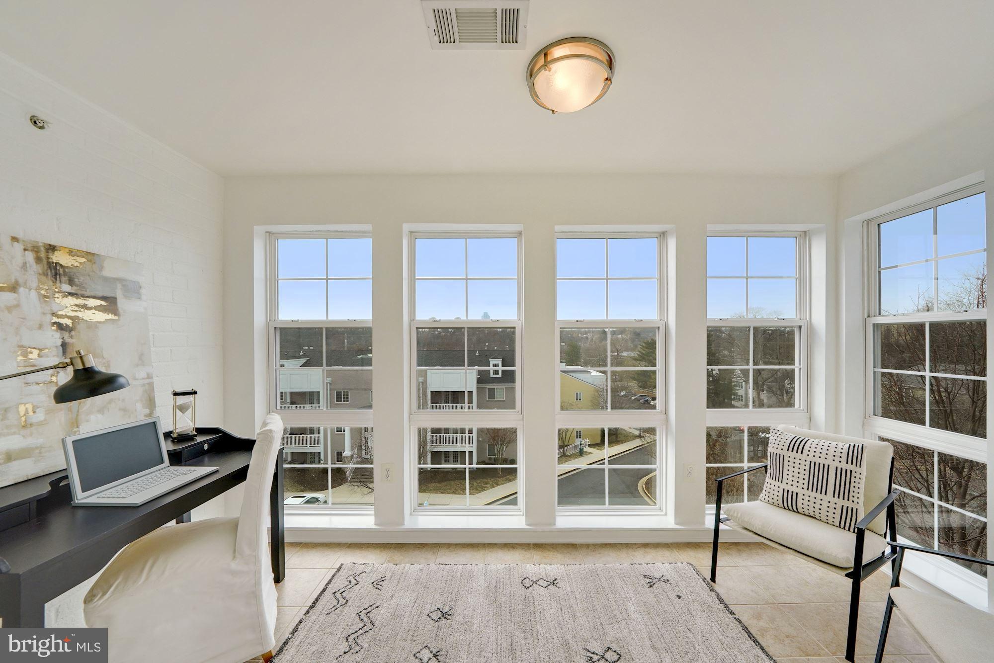 WEST VILLAGE OF SHIRLINGTON - Residential Lease