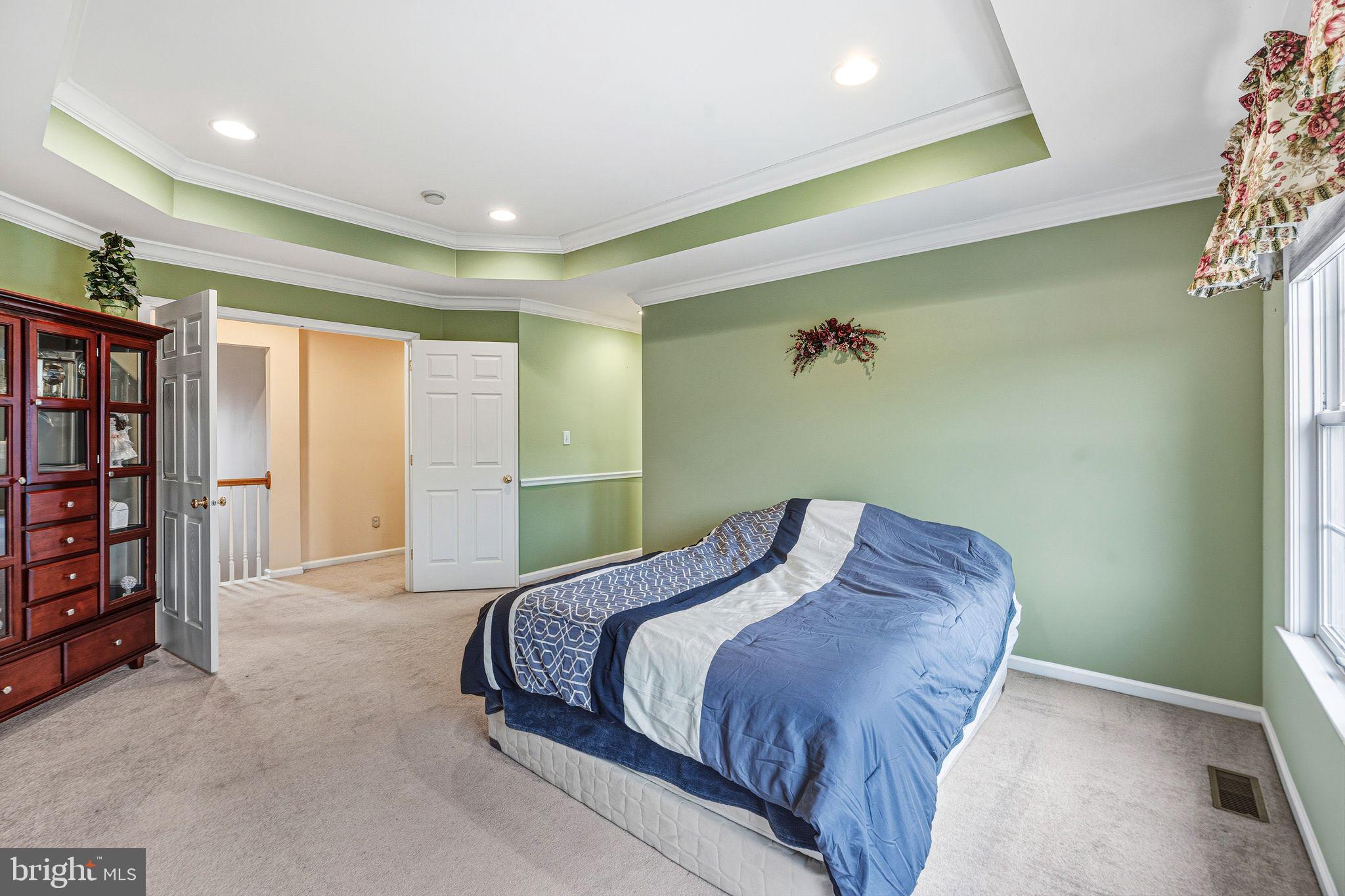 LOWER MILFORD TWP - Residential