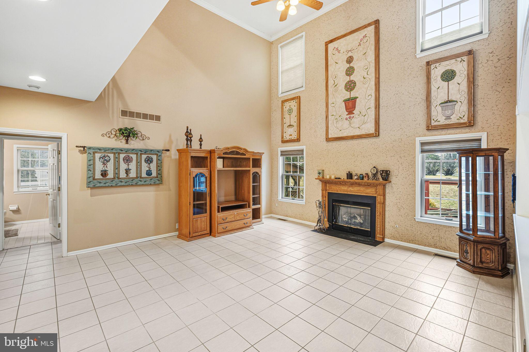 LOWER MILFORD TWP - Residential